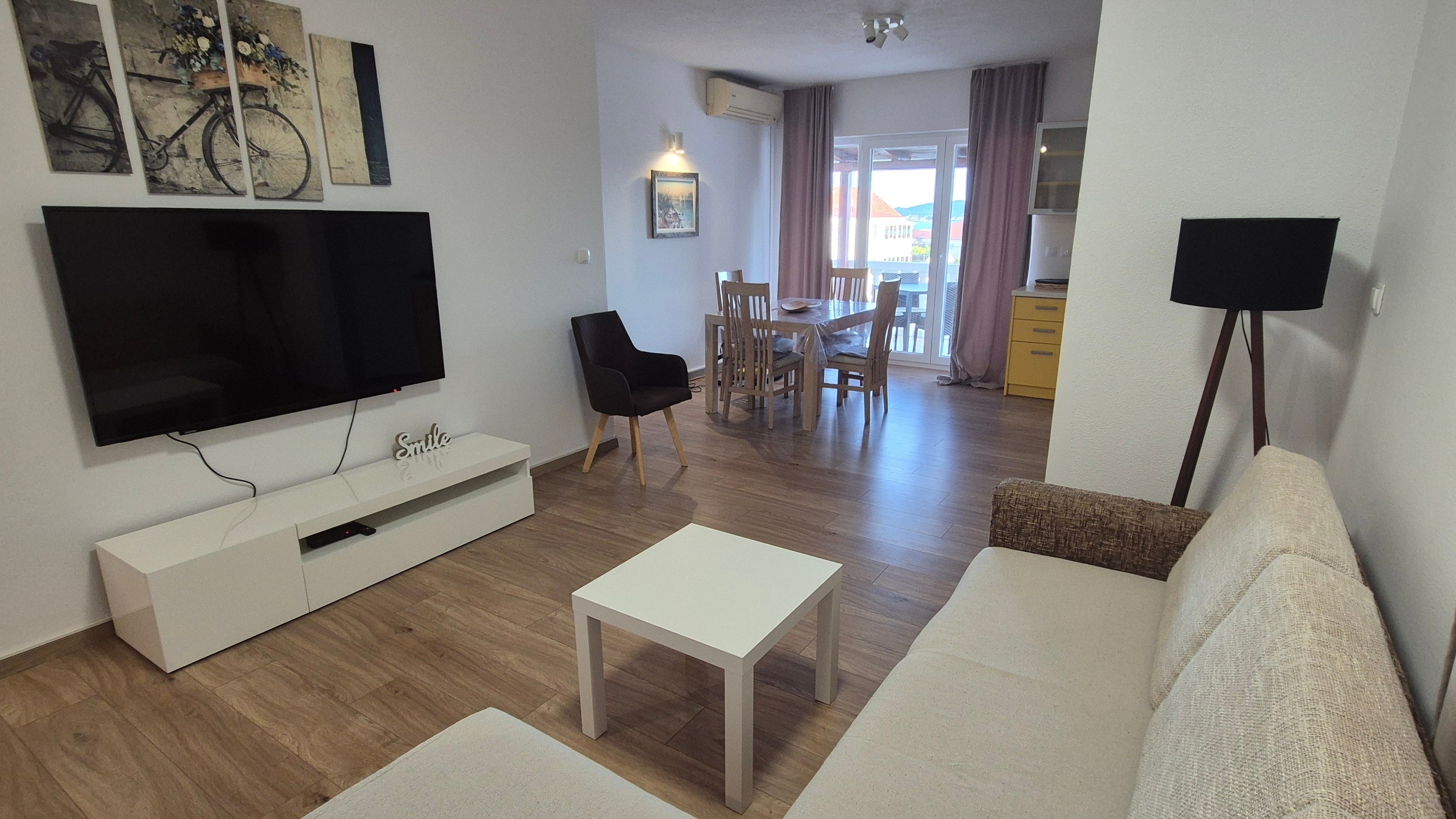 One bedroom apartment with terrace and sea view Sveti Filip i Jakov, Biograd (A-25392-b)