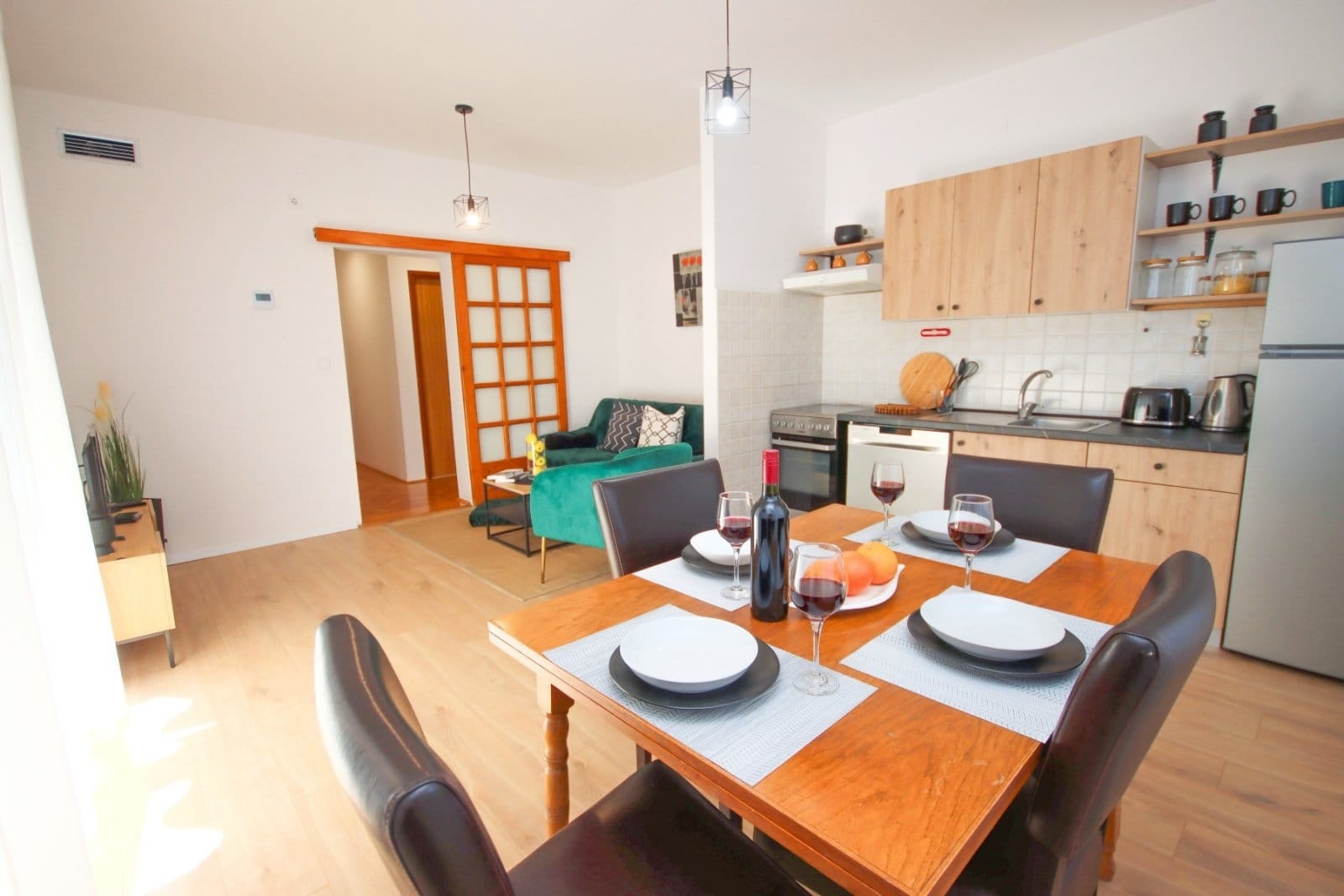 Two bedroom apartment with balcony and sea view Cavtat, Dubrovnik (A-25397-a) Two bedroom apartment with balcony and sea view Cavtat, Dubrovnik (A-25397-a)