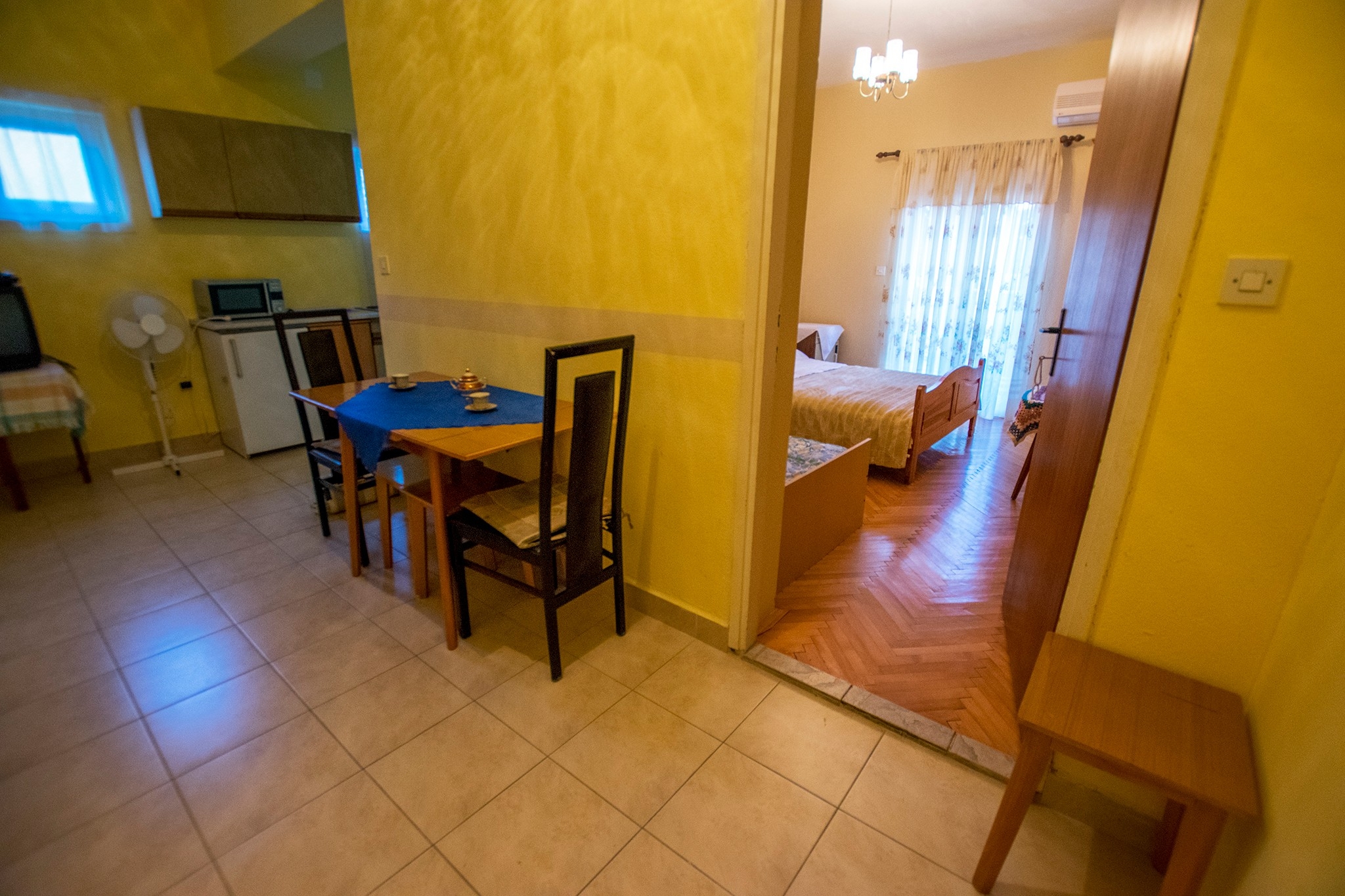 Two bedroom apartment with balcony Starigrad, Paklenica (A-25400-b)
