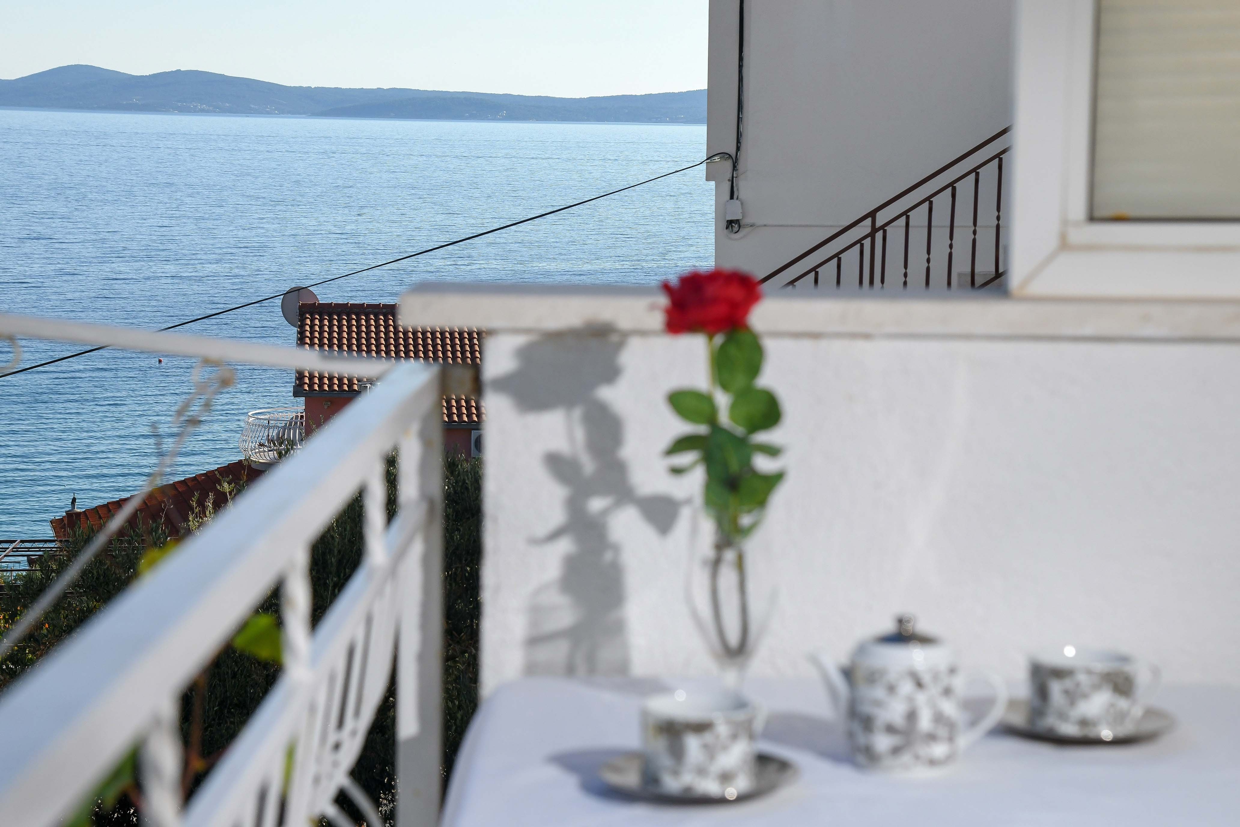 One bedroom apartment with balcony and sea view Mavarštica, Čiovo (A-25405-a)