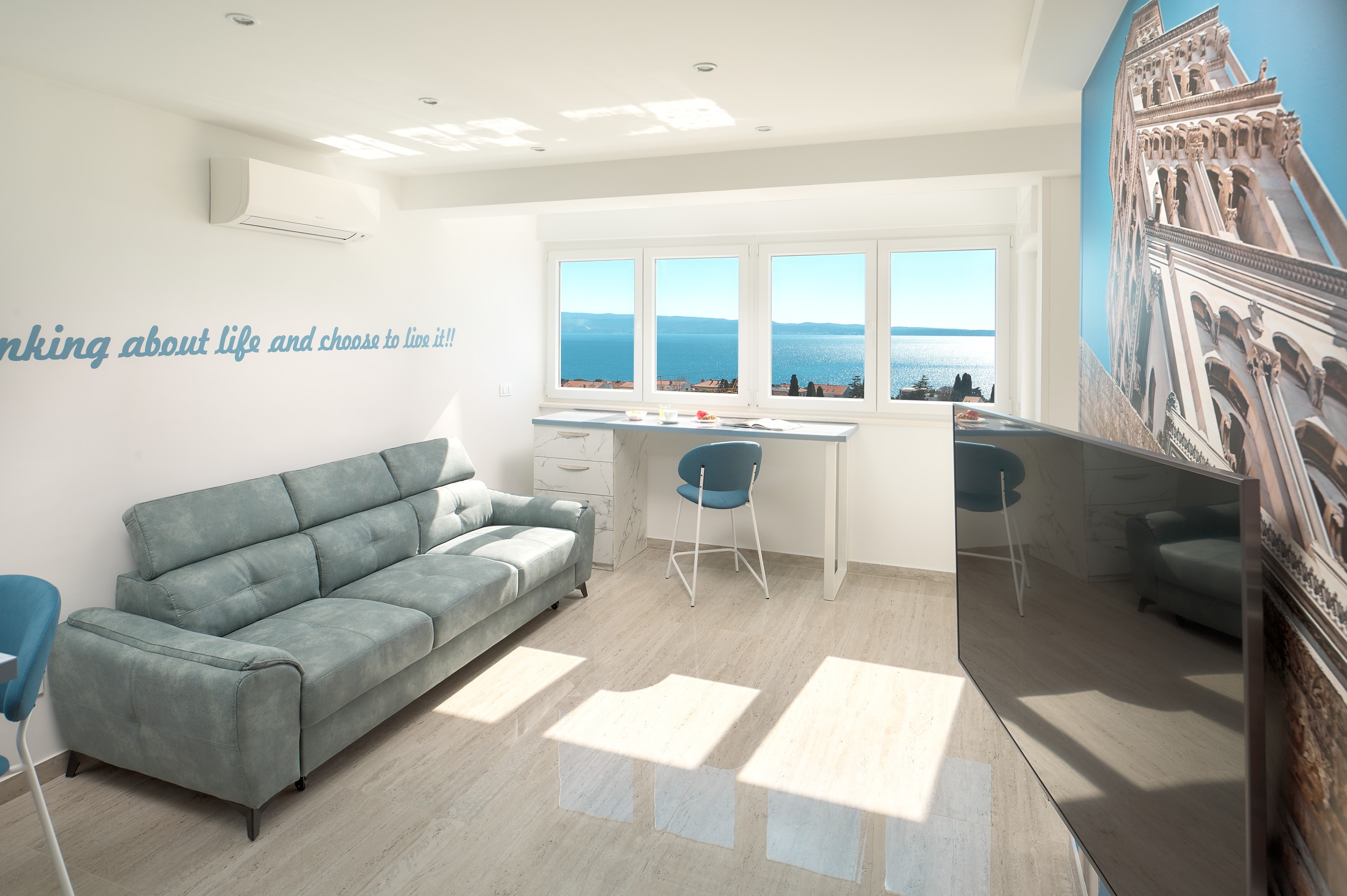 Studio flat with balcony and sea view Split (AS-25414-a)