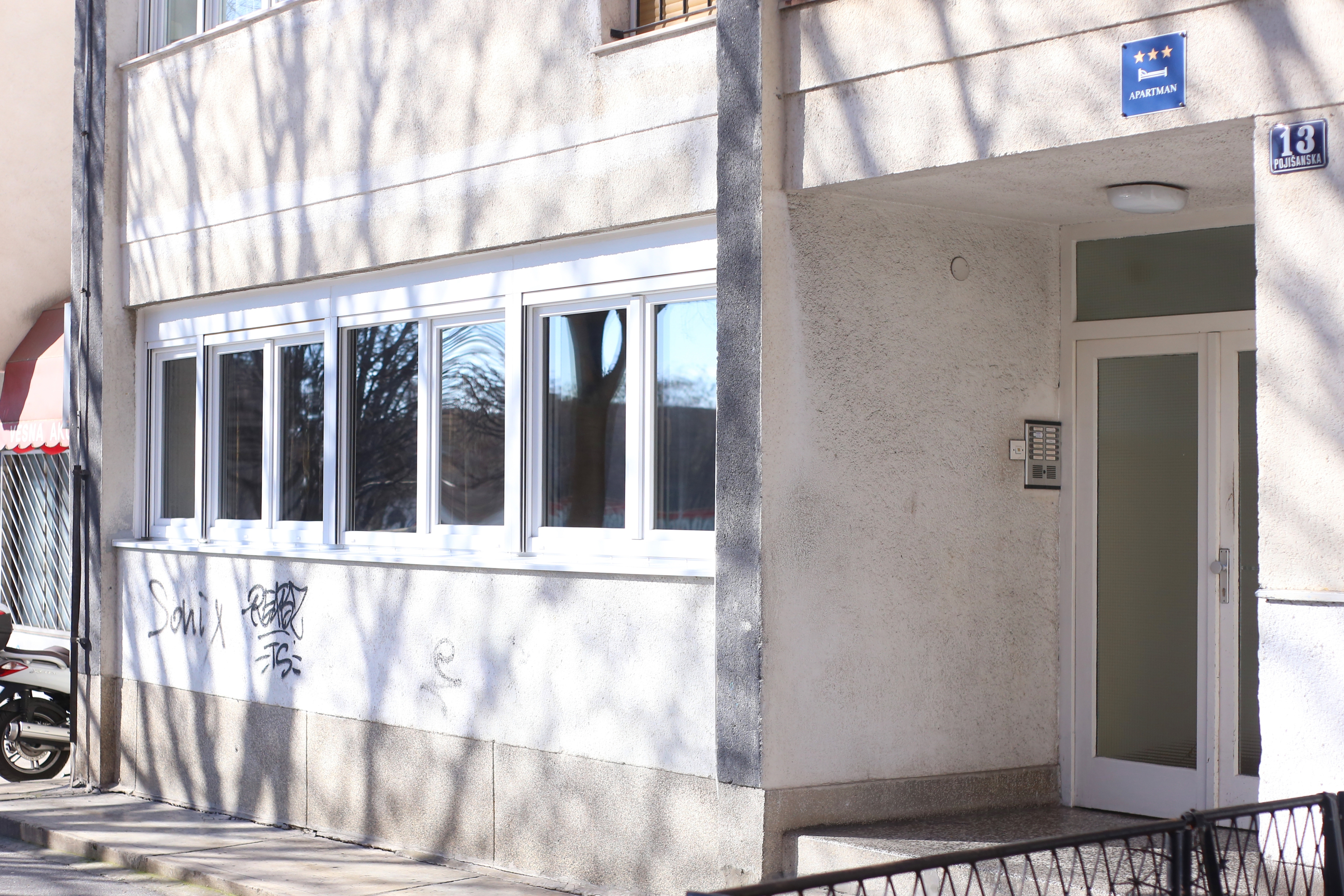 Studio flat with air-conditioning Split (AS-25421-a) Studio flat with air-conditioning Split (AS-25421-a)