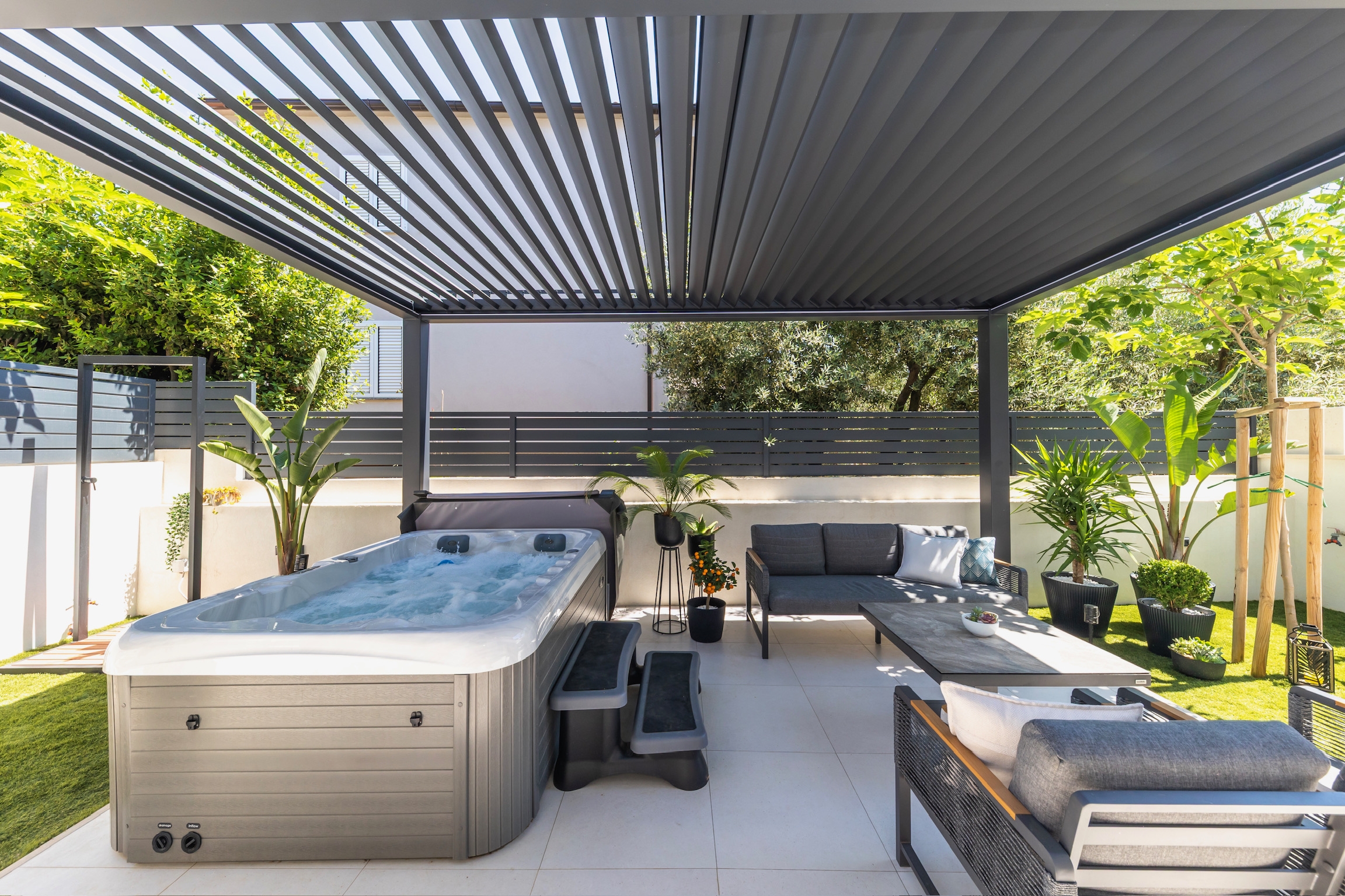Appartement de deux chambres avec bain à remous Zadar (A-25445-a)