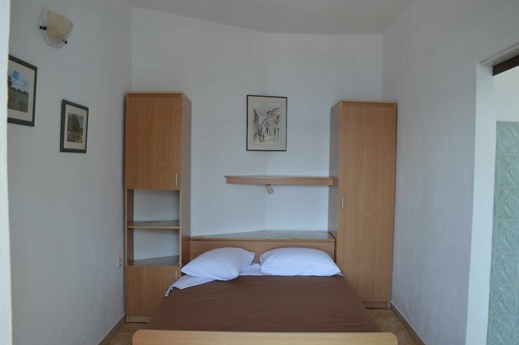 One bedroom apartment with balcony and sea view Živogošće - Porat, Makarska (A-25453-d)