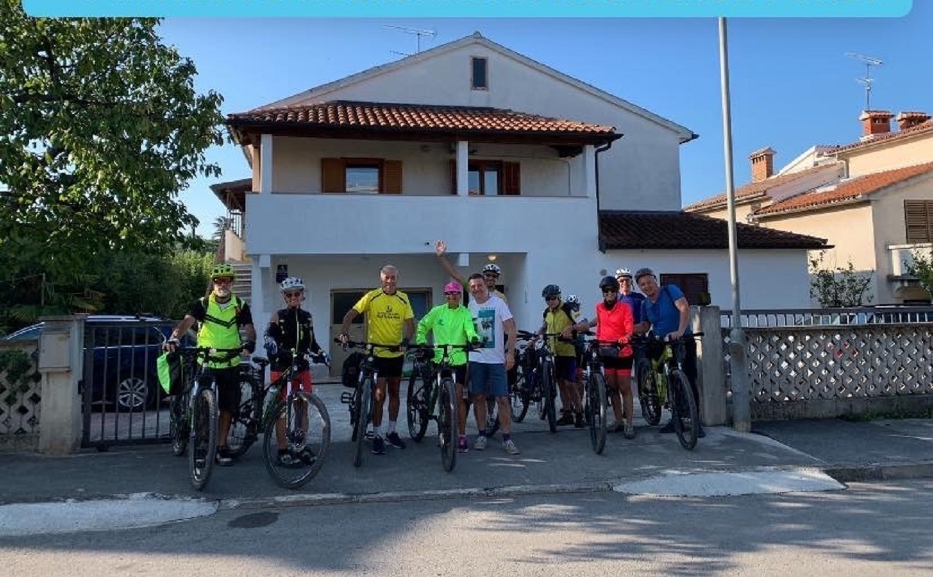 Two bedroom apartment with terrace Poreč (A-25485-a) Two bedroom apartment with terrace Poreč (A-25485-a)