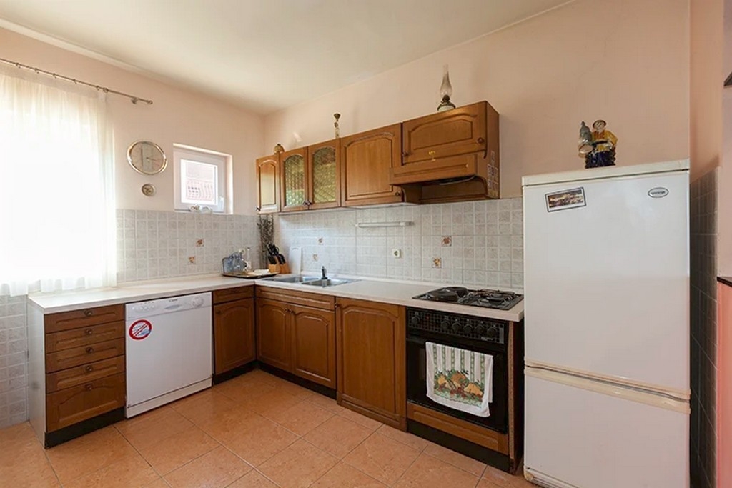 Top Makarska Igrane Top Makarska Igrane