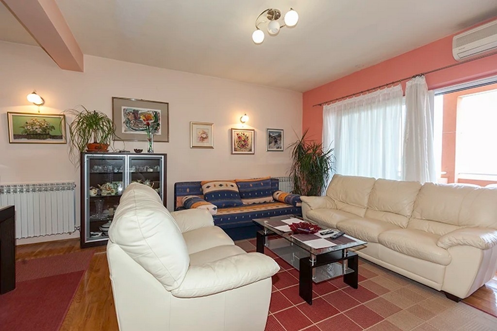 Top Makarska Igrane Top Makarska Igrane