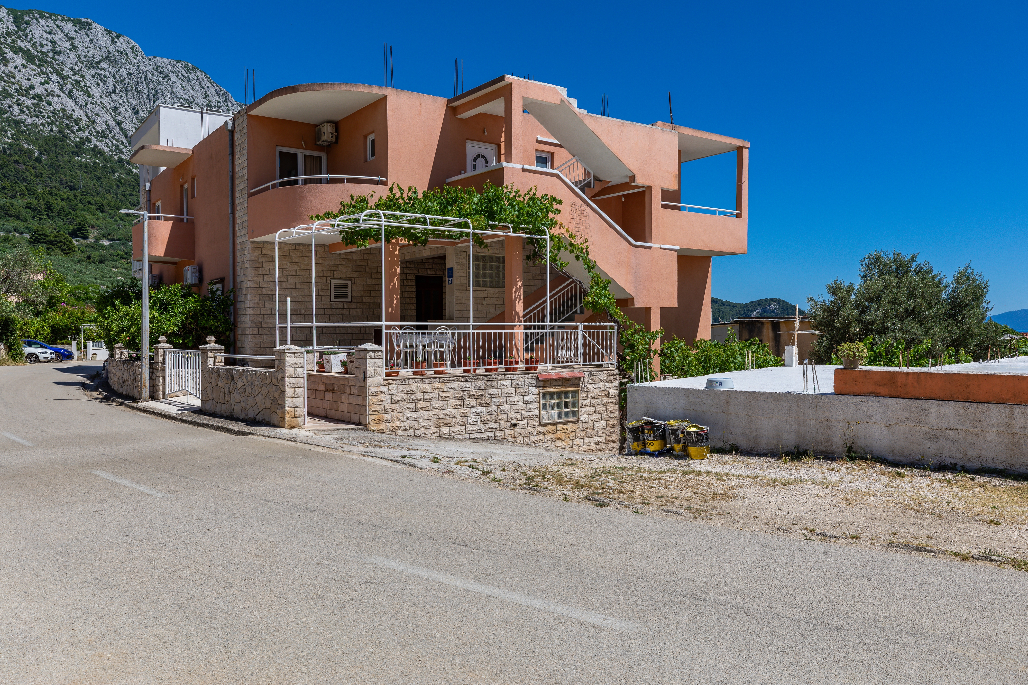 Top Makarska Igrane Top Makarska Igrane