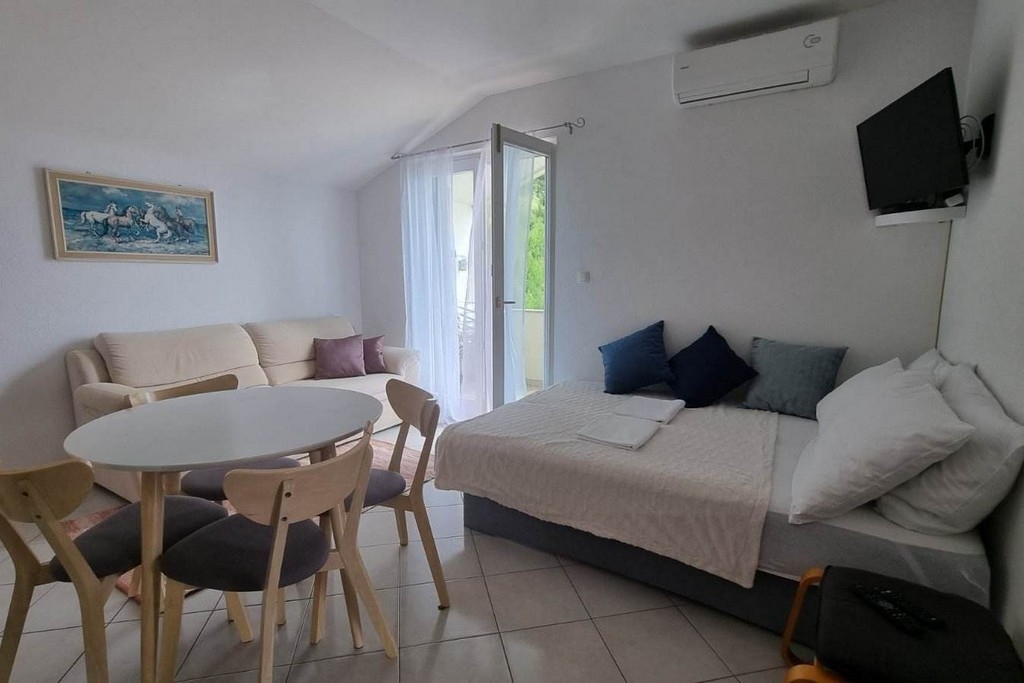 Top Omiš Lokva Rogoznica Top Omiš Lokva Rogoznica