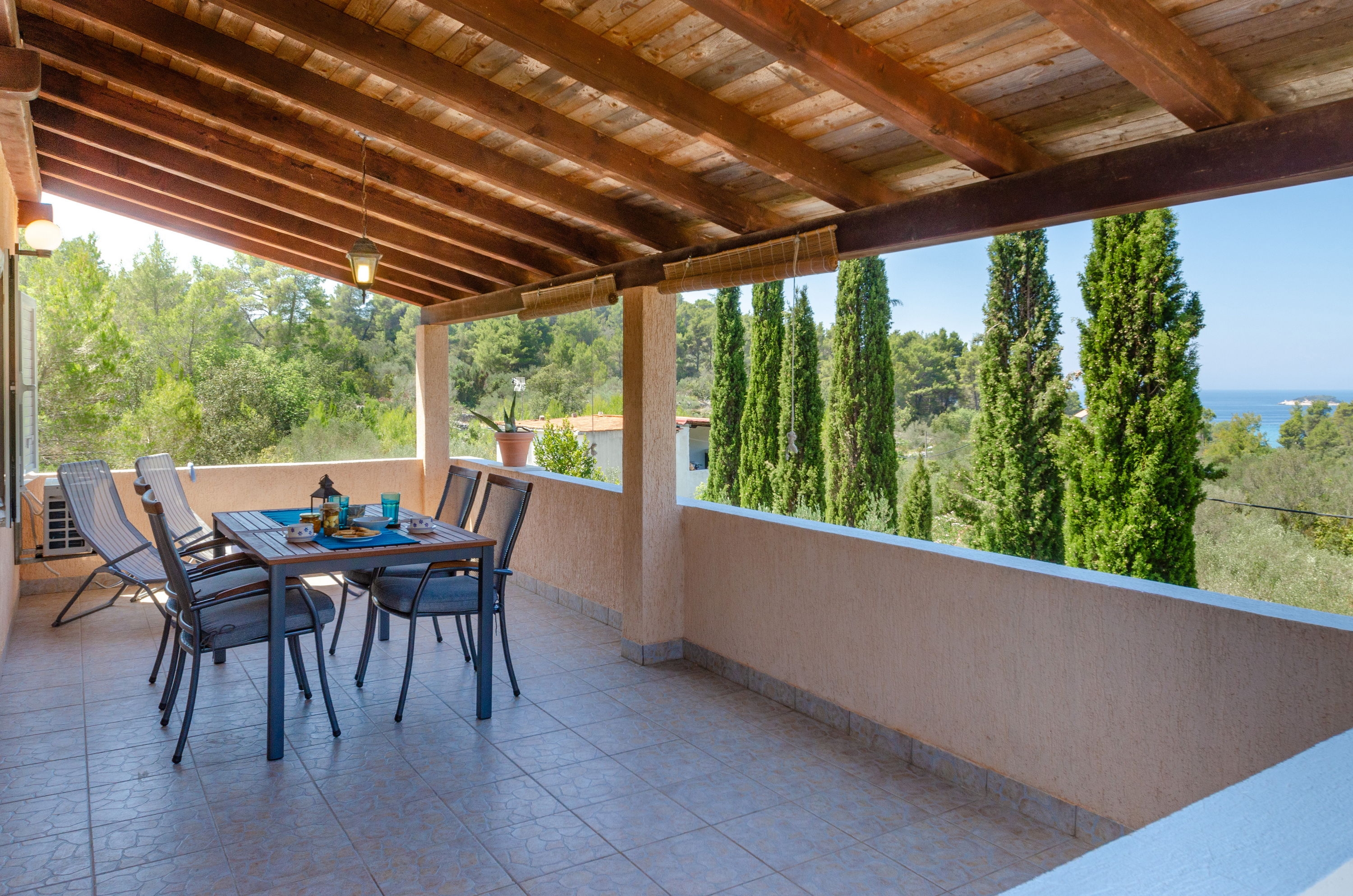 Studio flat with terrace and sea view Cove Gradina, Korčula (AS-25513-a)