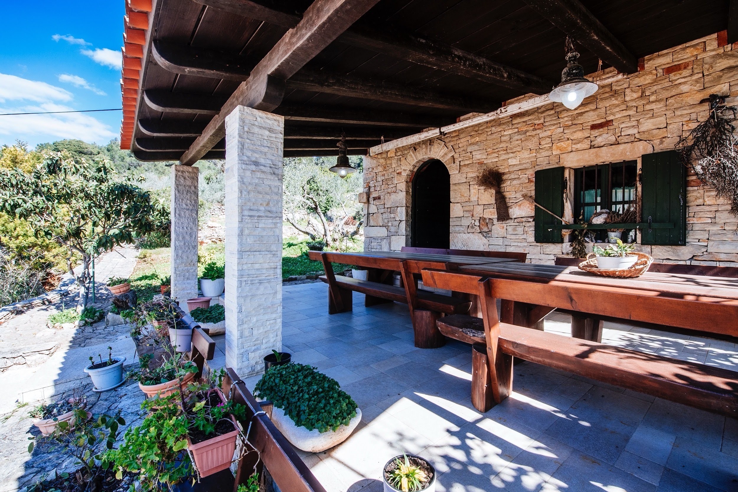 One bedroom apartment with terrace Veli Iž, Iž (A-25533-a)