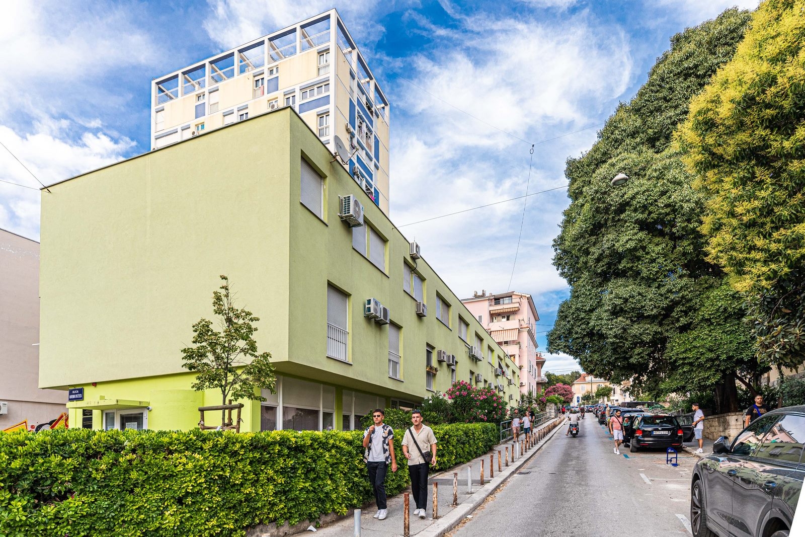 Three bedroom apartment with air-conditioning Split (A-25546-a)