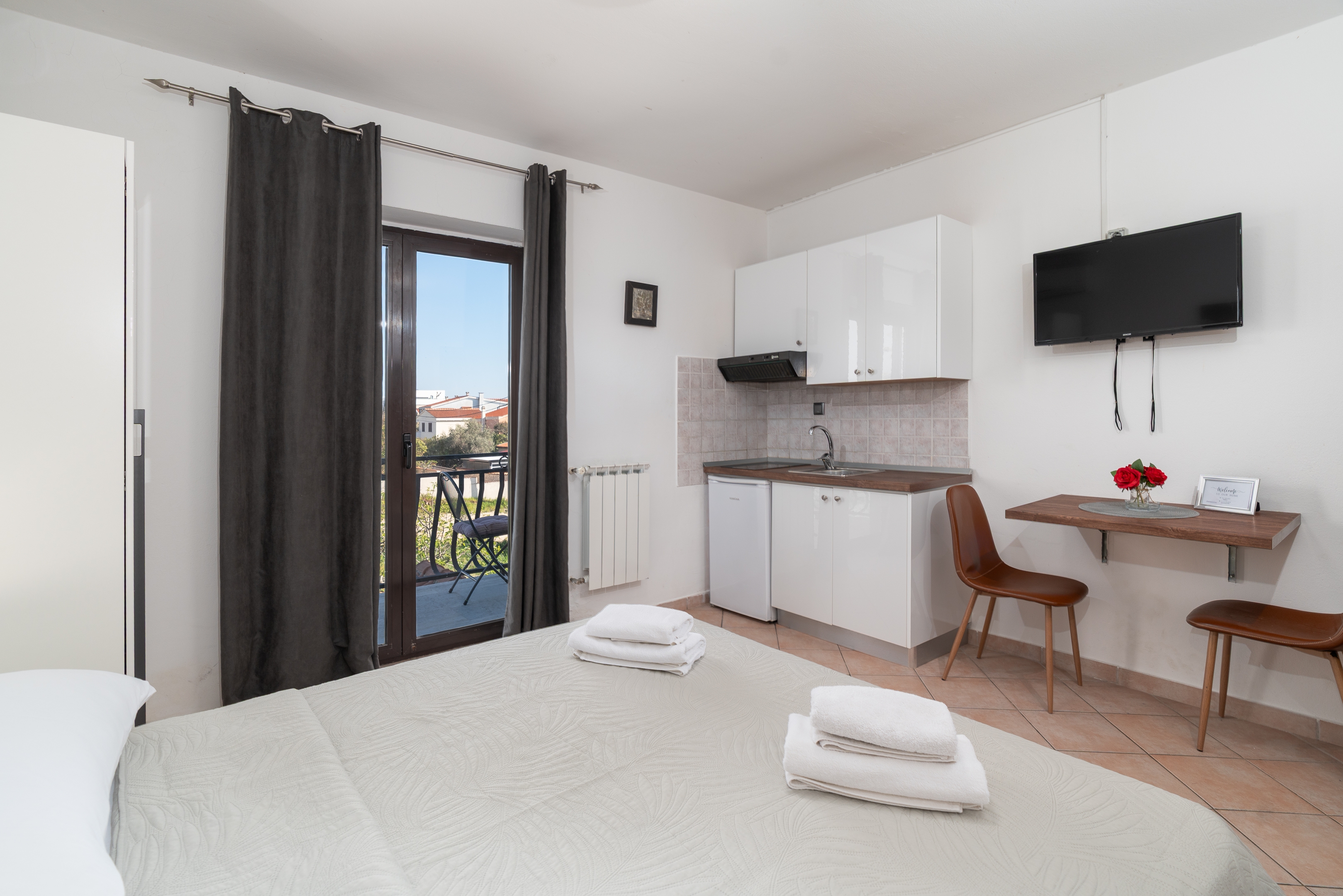 Studio flat near beach Bibinje, Zadar (AS-25551-a)