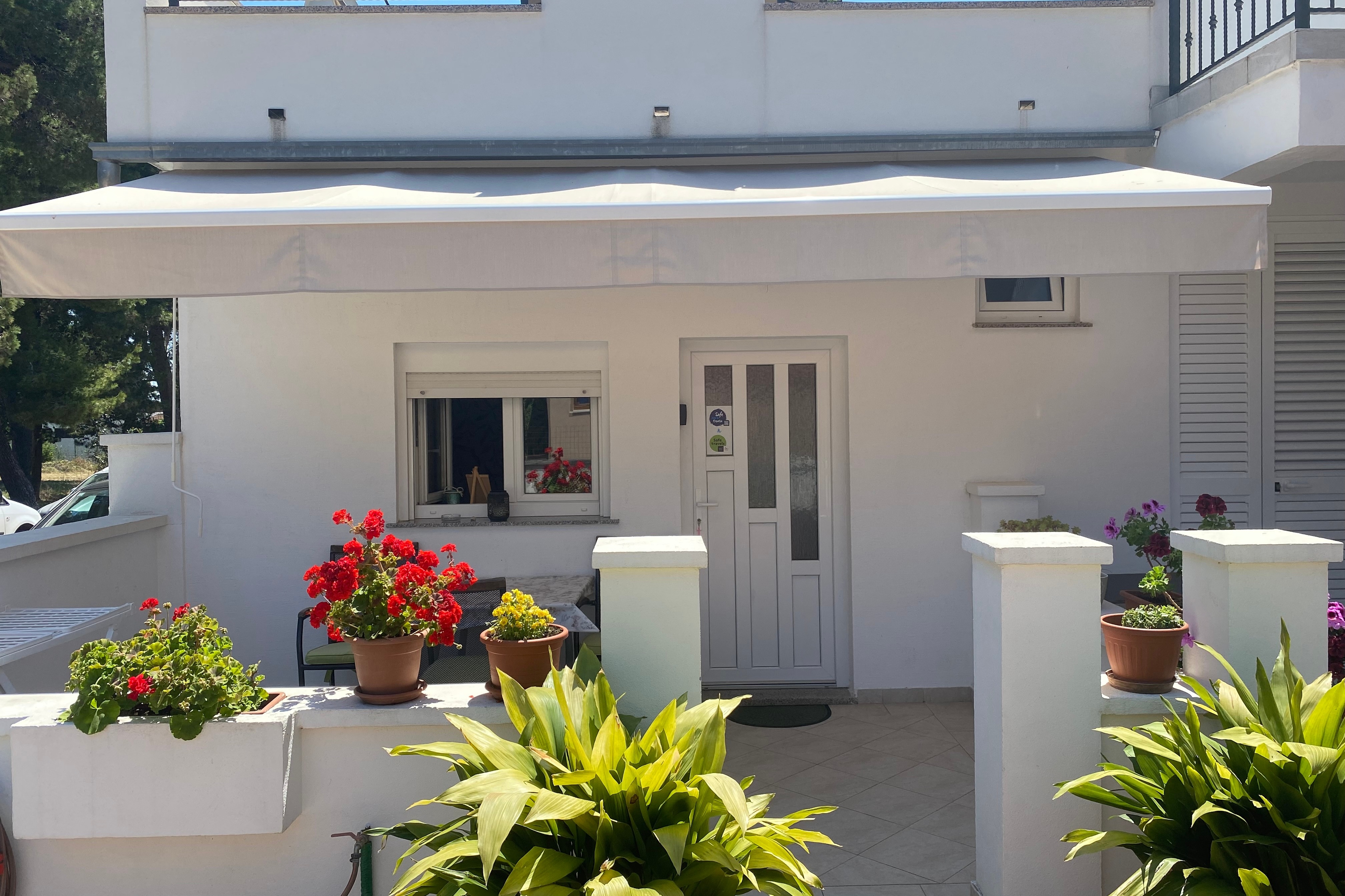 Studio flat with terrace Zadar (AS-25556-a)