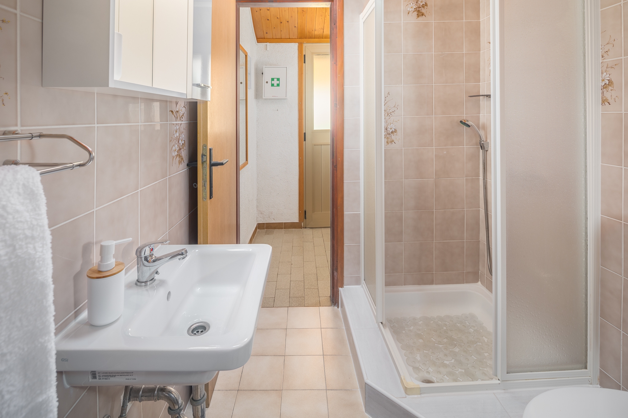One bedroom apartment near beach Zambratija, Umag  A-b