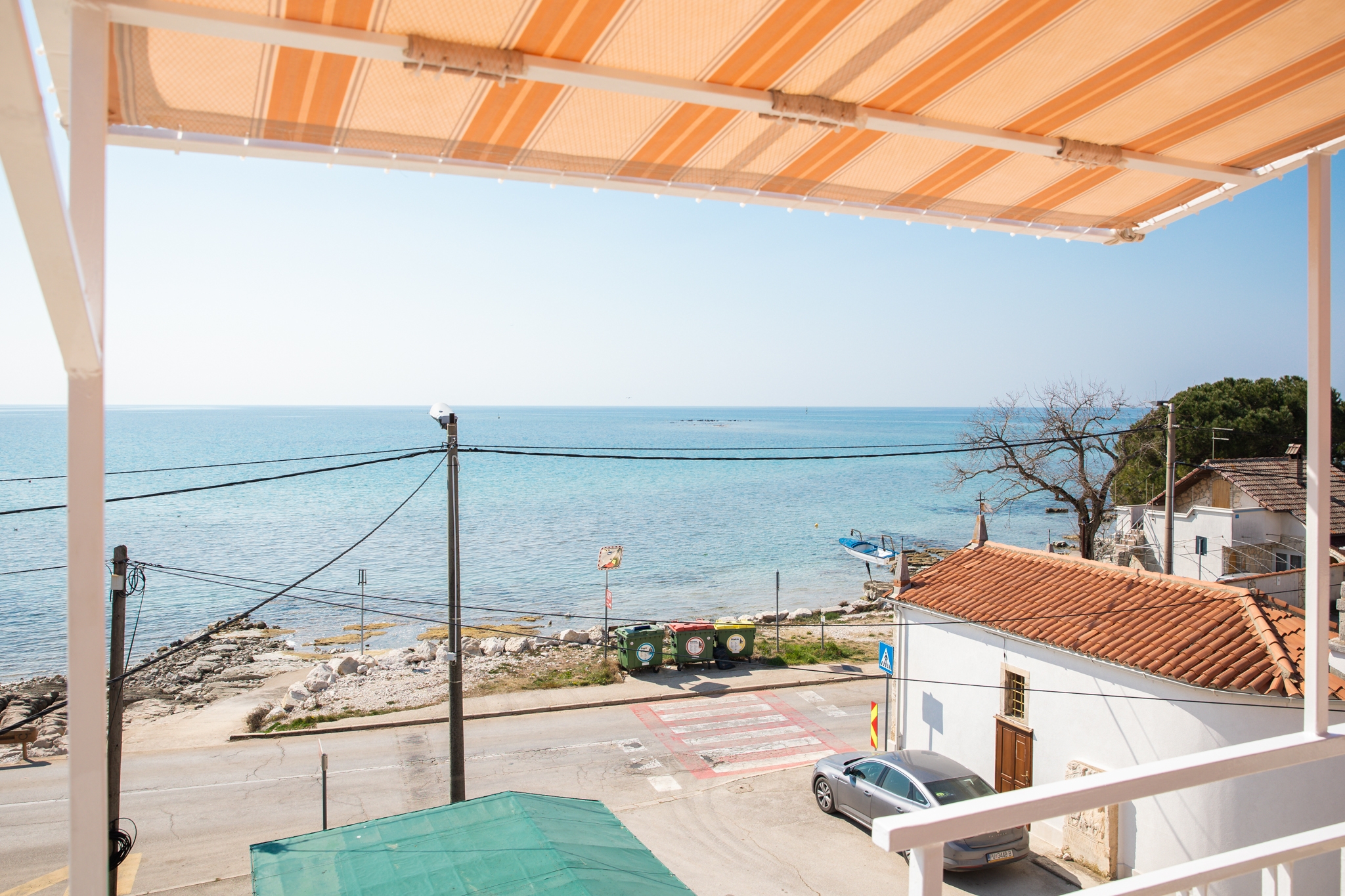 One bedroom apartment near beach Zambratija, Umag  A-b
