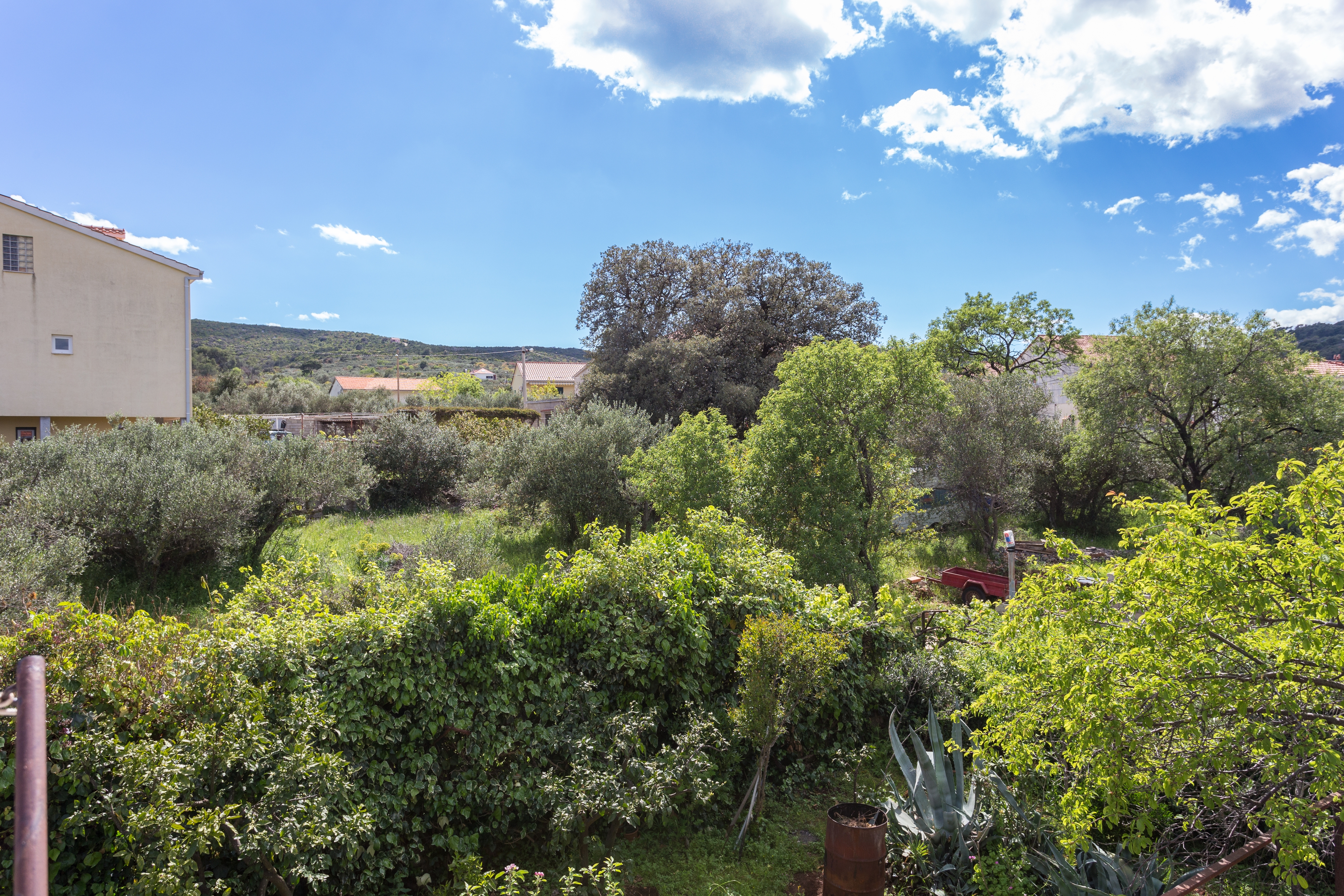 Three bedroom apartment with terrace Slatine, Čiovo  A-a