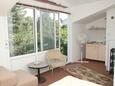 Dining room Trpanj, Dining room in the studio-apartment, (pet friendly) and WiFi.