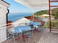 Shared terrace Podaca, Shared terrace in the studio-apartment, s pogledom na more i WIFI.