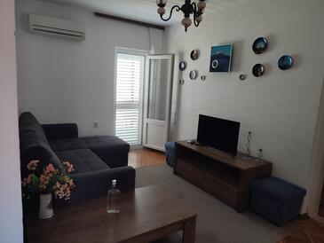 Podaca, Living room in the apartment, air condition available, (pet friendly) and WiFi.