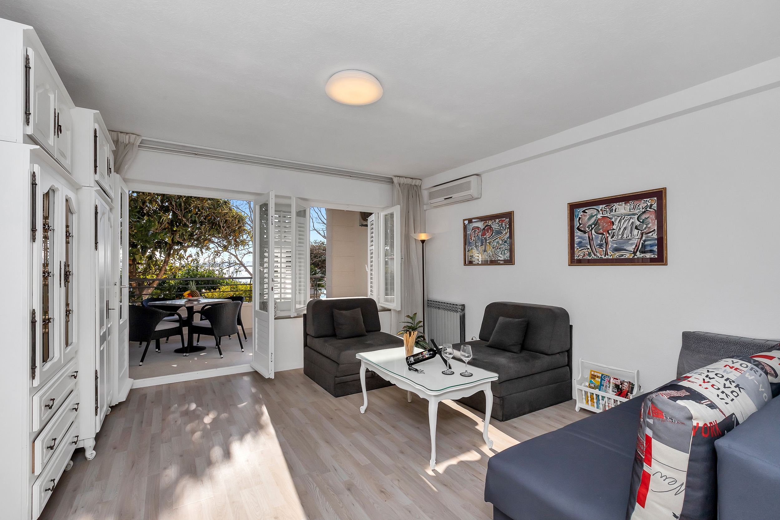 One bedroom apartment near beach Baška Voda, Makarska (A-2578-a)