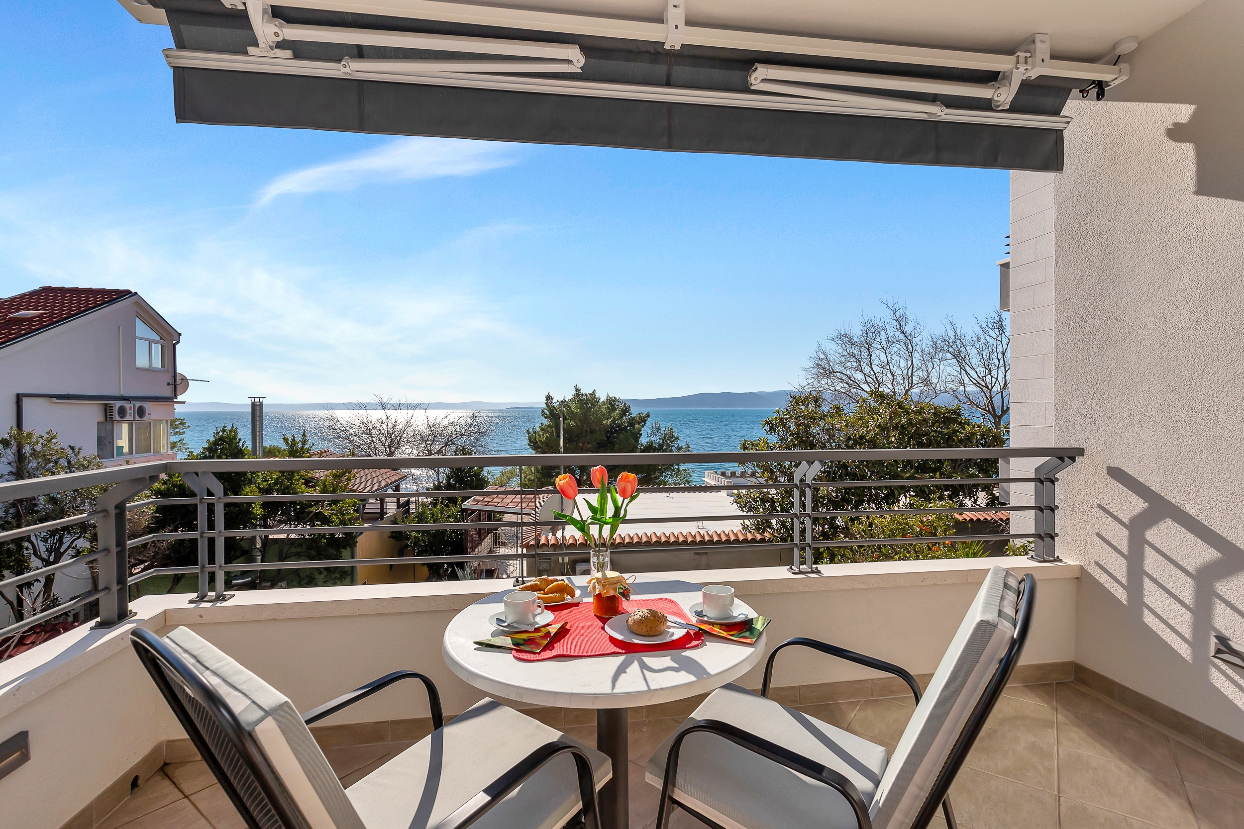 Studio flat near beach Baška Voda, Makarska (AS-2578-b)