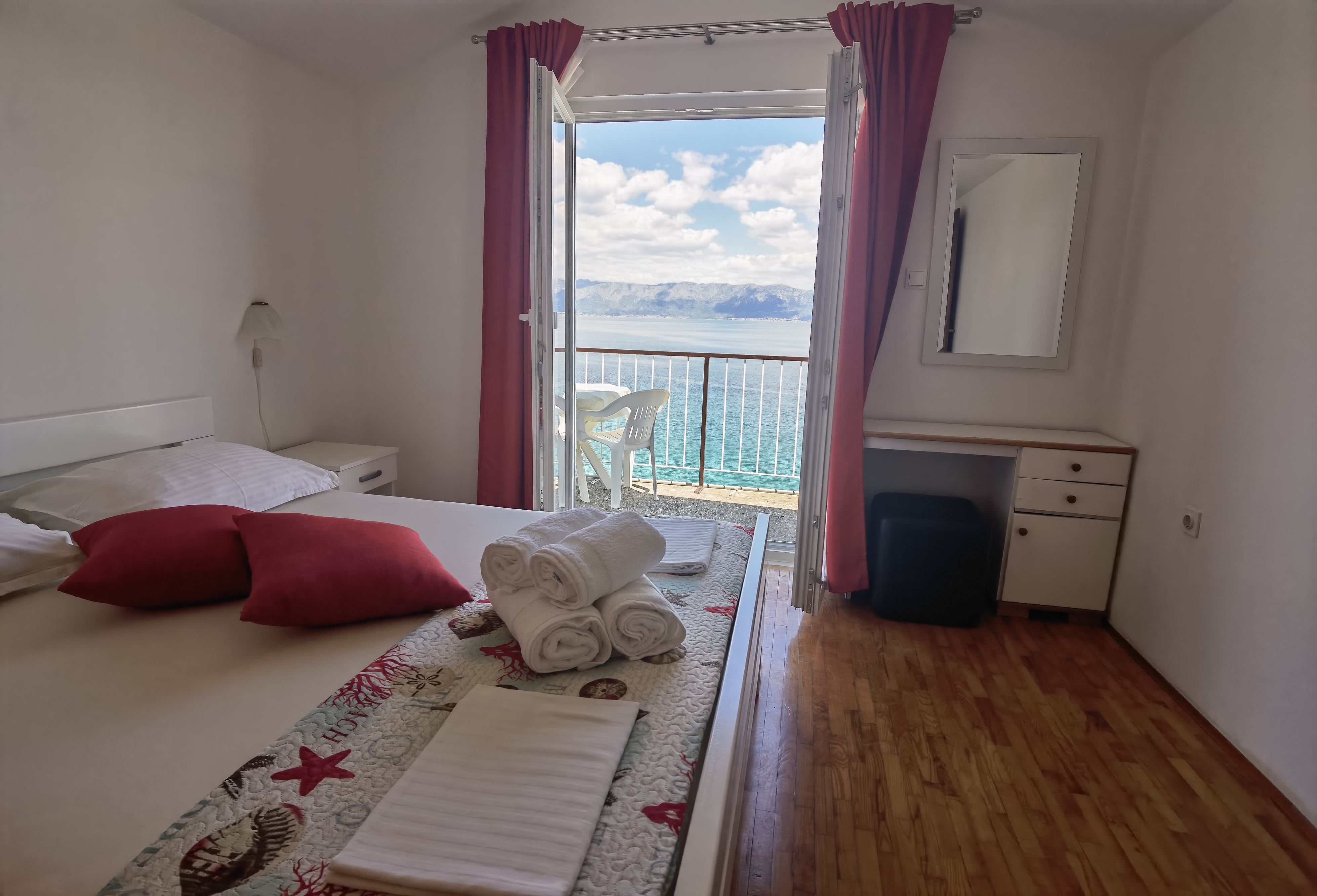 Jednosobni apartman uz plažu Trpanj, Pelješac  A-a