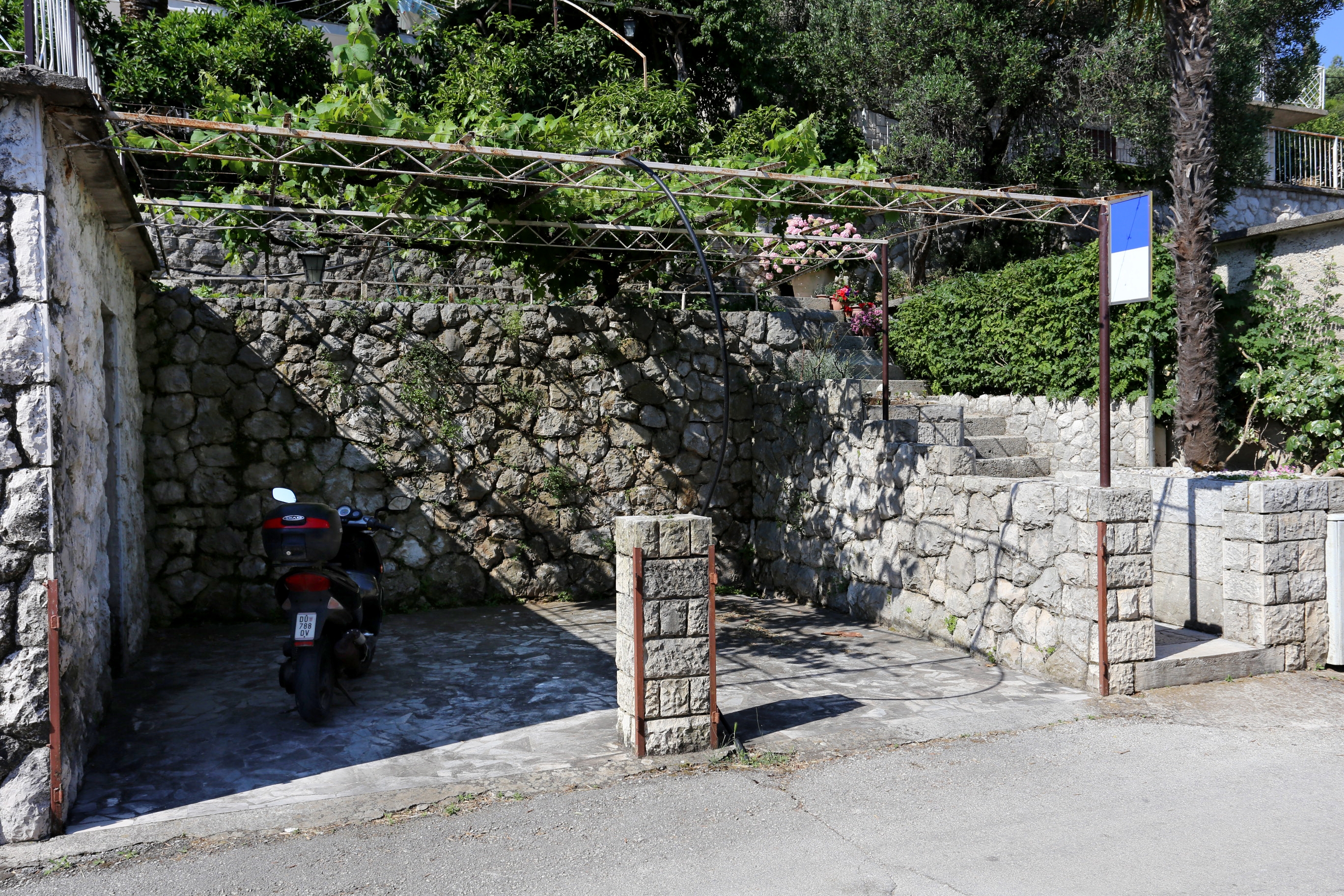 Jednosobni apartman uz plažu Trpanj, Pelješac  A-d