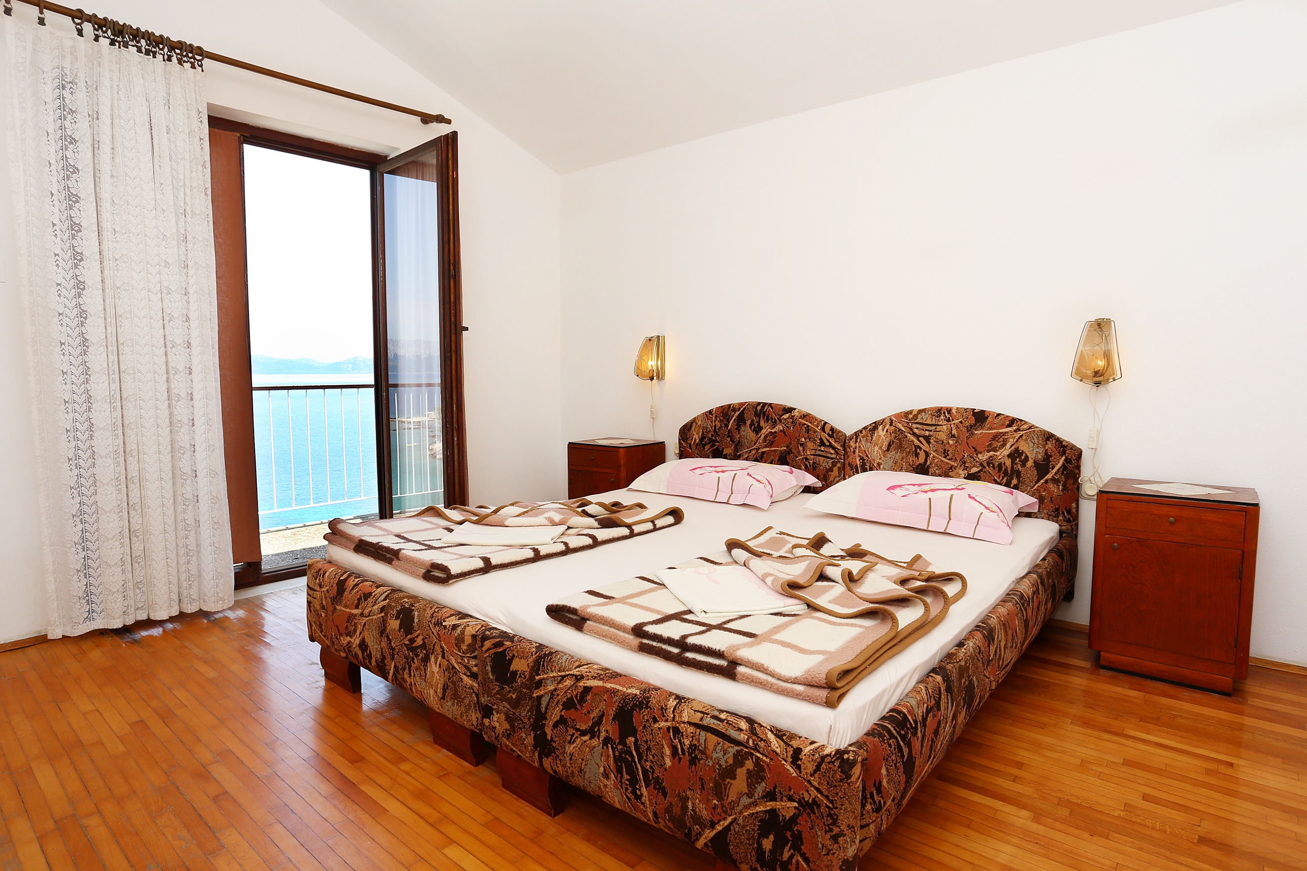 Room near beach Trpanj, Pelješac (S-258-a)
