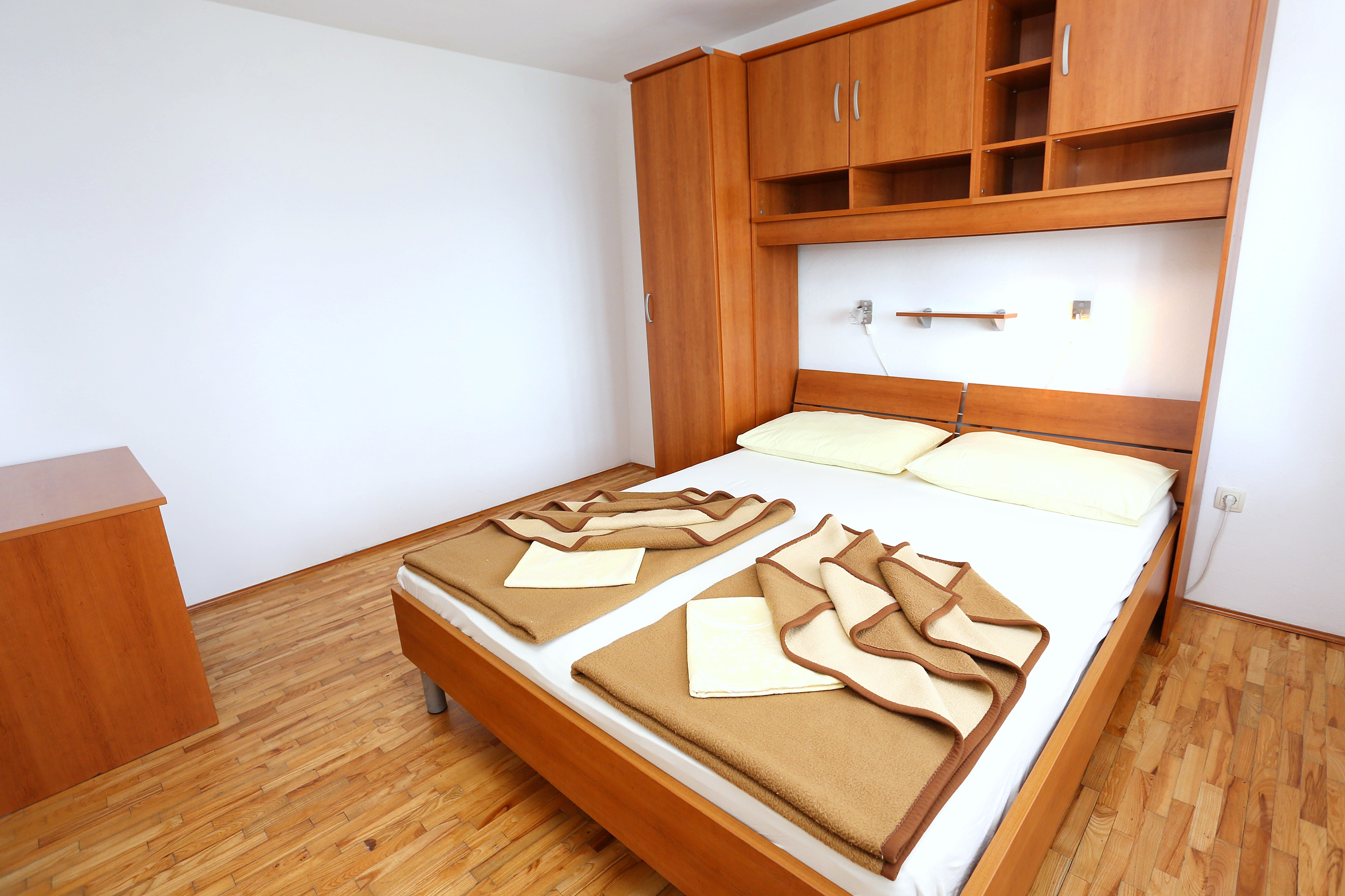 Room near beach Trpanj, Pelješac (S-258-c)