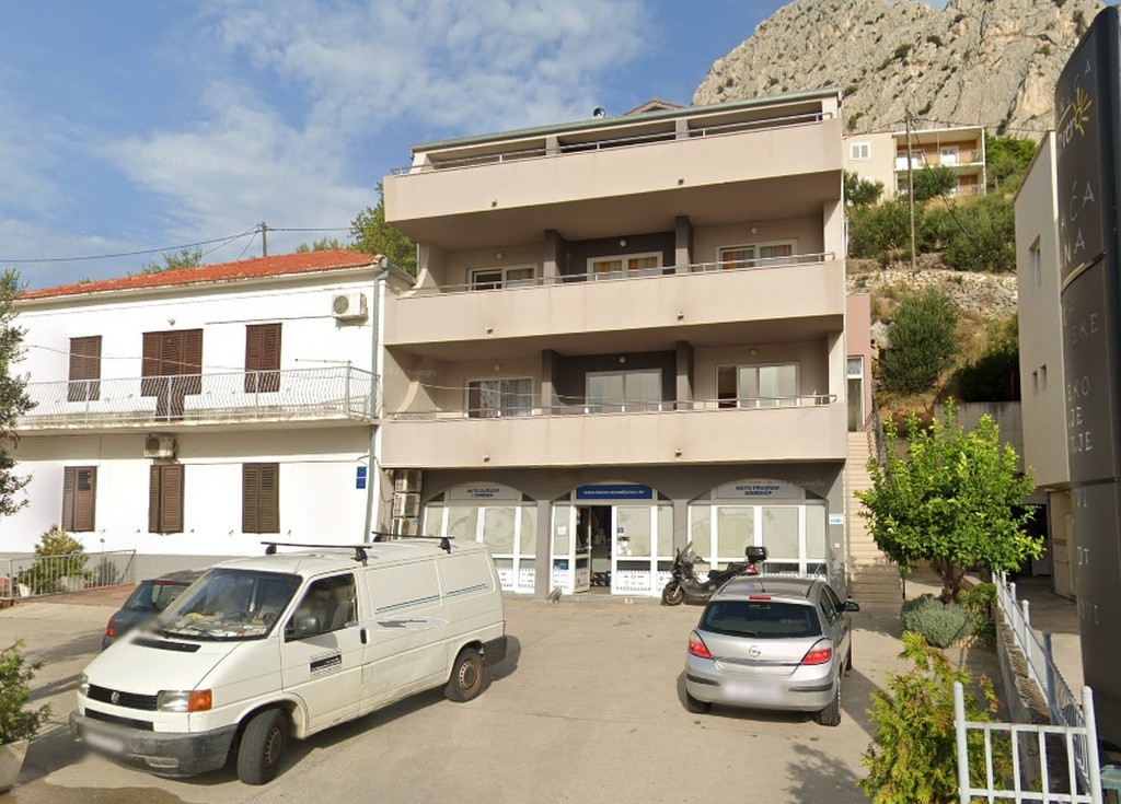 Two bedroom apartment with balcony Omiš (A-25816-a) Two bedroom apartment with balcony Omiš (A-25816-a)