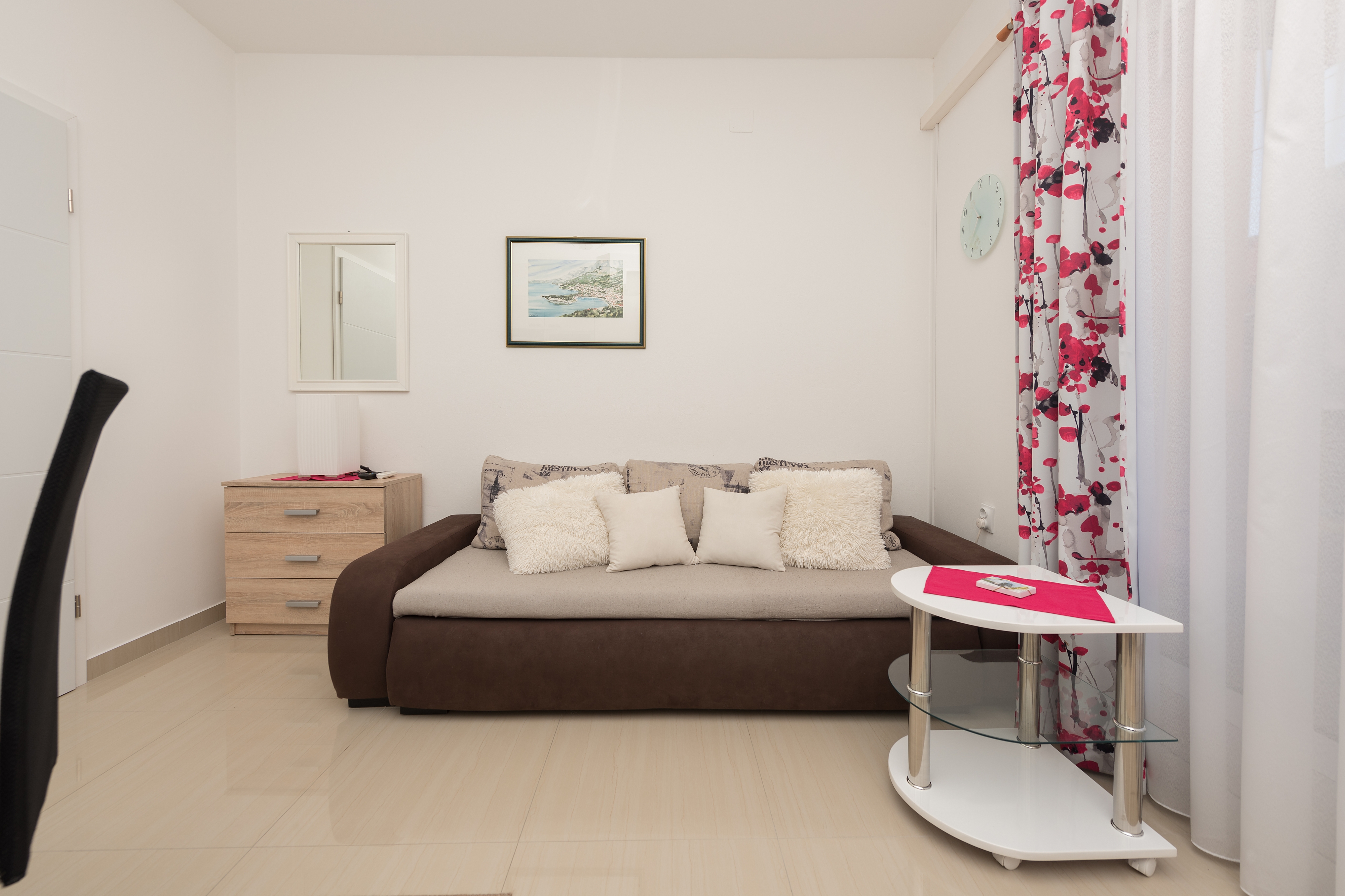 One bedroom apartment with balcony Makarska (A-25826-d) One bedroom apartment with balcony Makarska (A-25826-d)