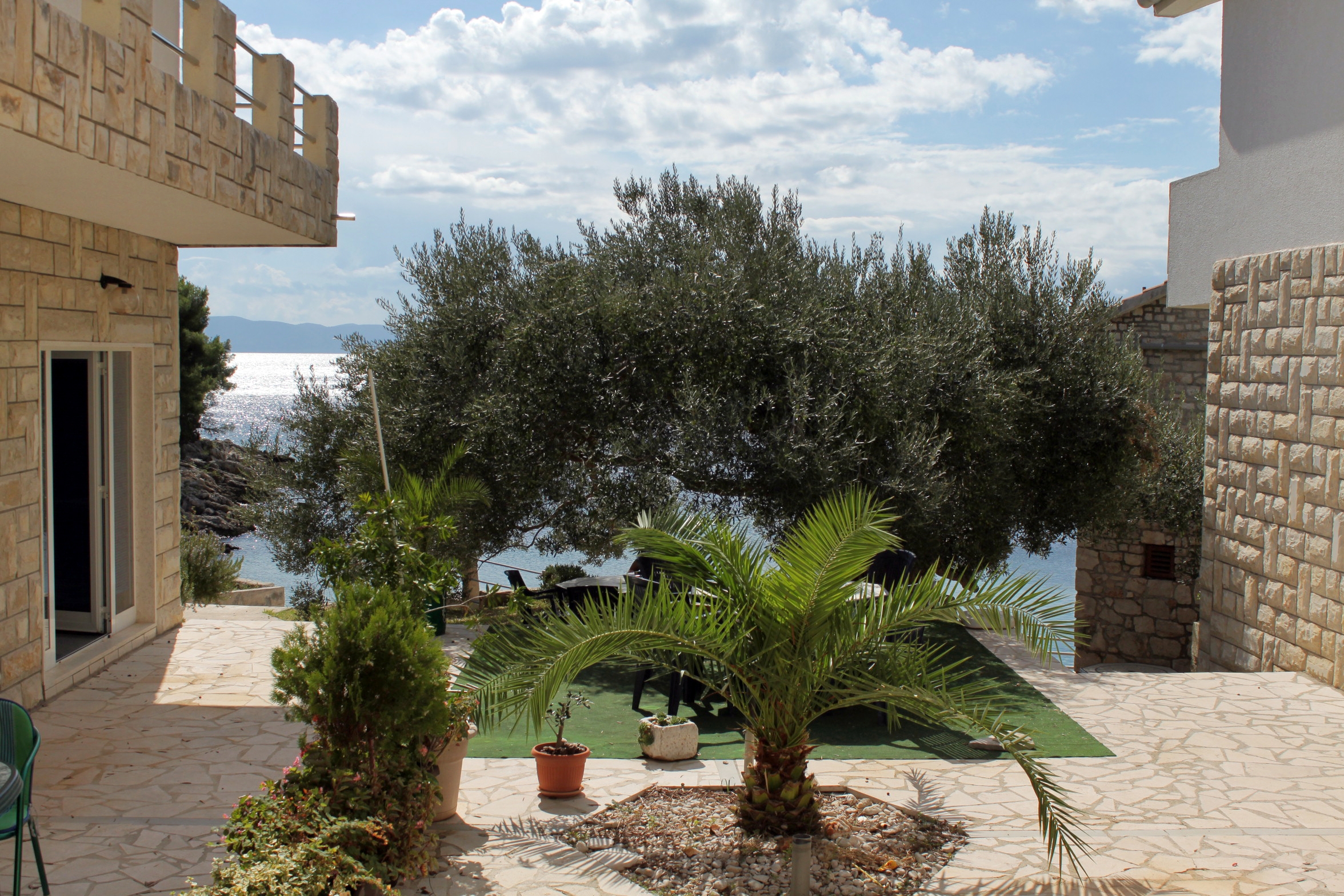 Top Hvar Jedra Top Hvar Jedra