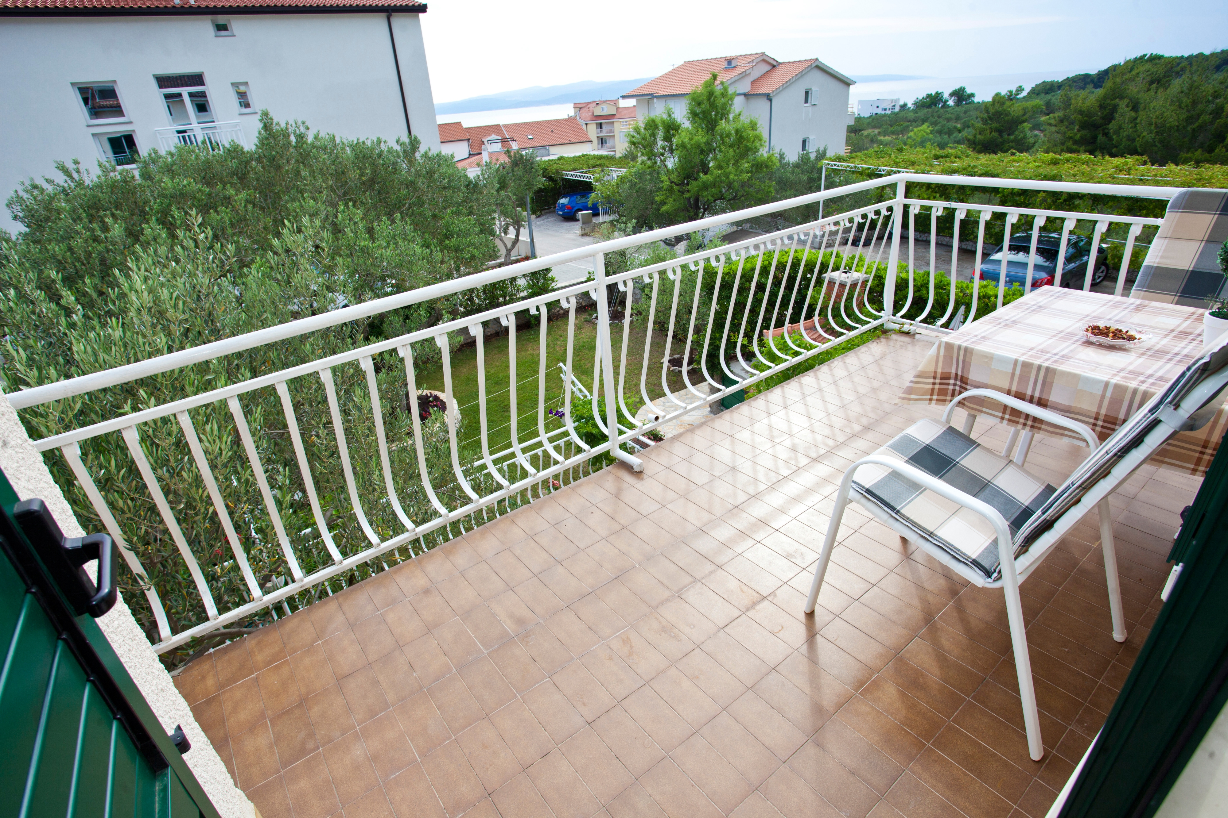 Two bedroom apartment with terrace and sea view Promajna, Makarska  A-b