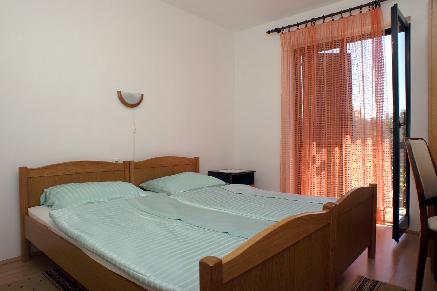Three bedroom apartment with terrace and sea view Podaca, Makarska  A-a