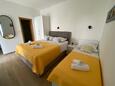 Camera da letto Promajna, Camera da letto nell'alloggi del tipo studio-apartment, condizionatore disponibile e WiFi.