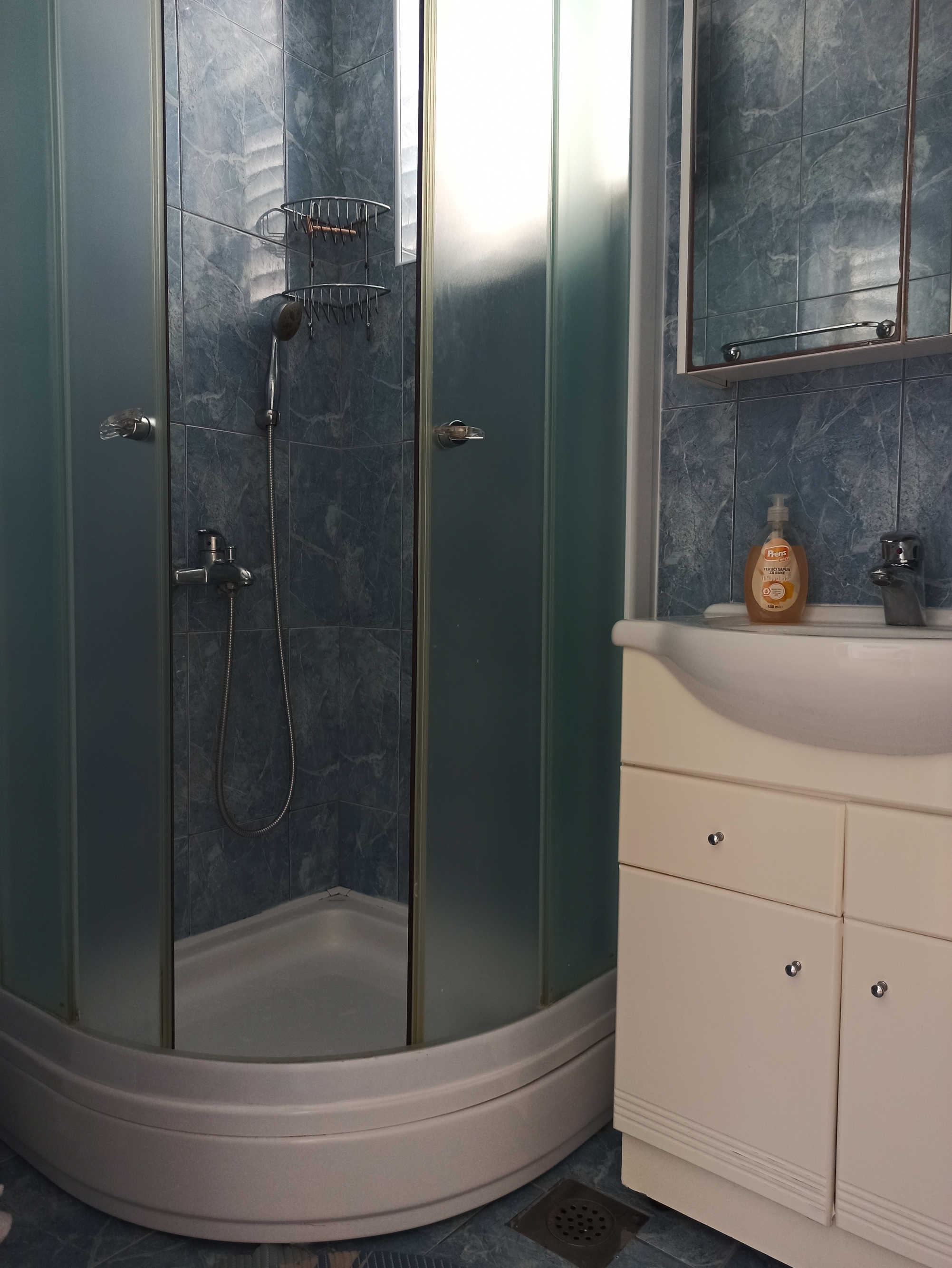 One bedroom apartment with terrace and sea view Podgora, Makarska  A-a