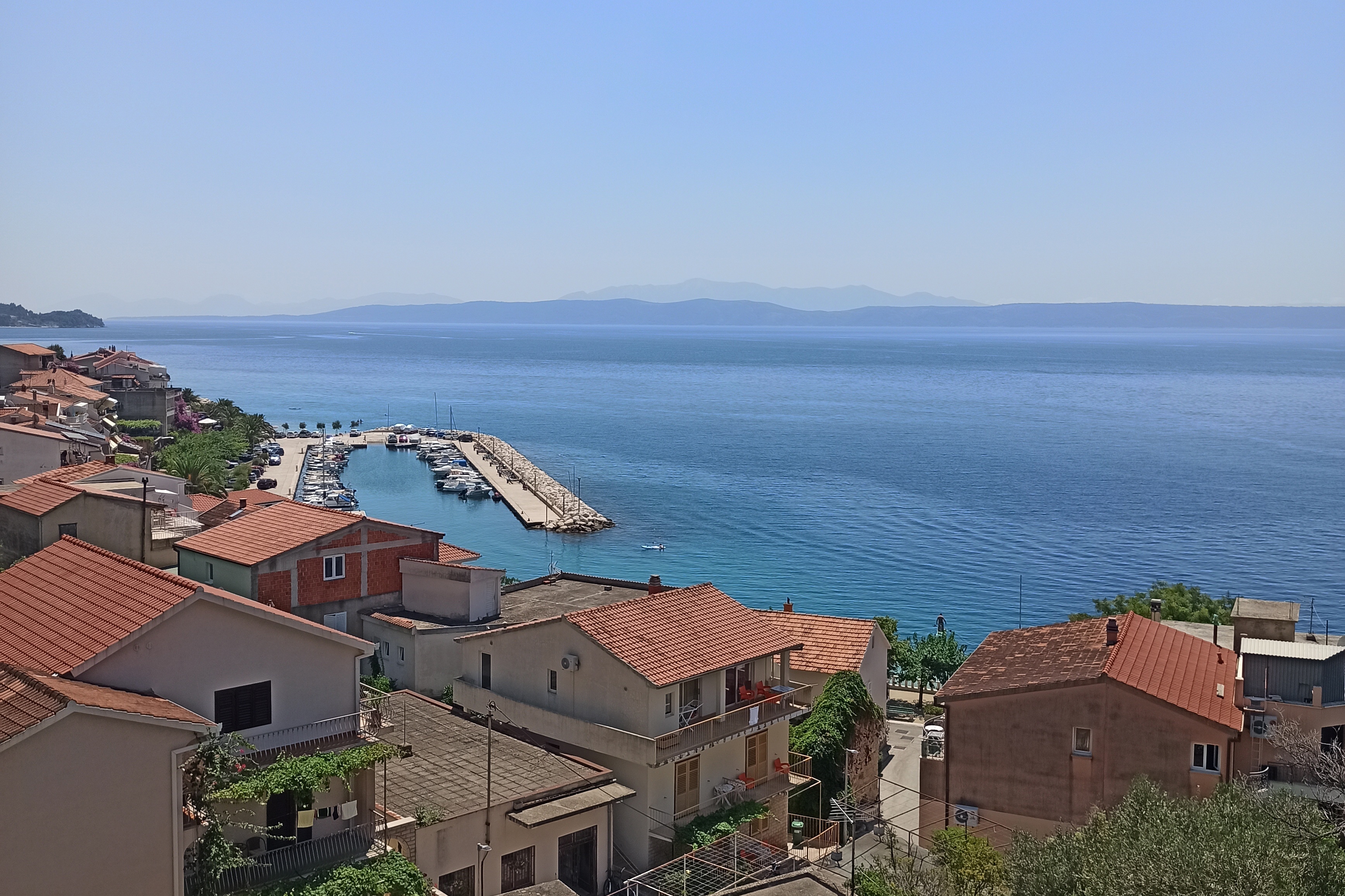 One bedroom apartment with terrace and sea view Podgora, Makarska  A-b