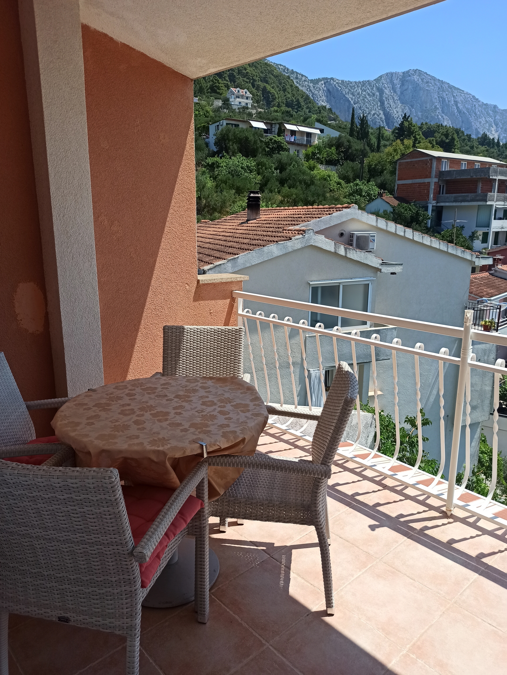 One bedroom apartment with terrace and sea view Podgora, Makarska  A-c