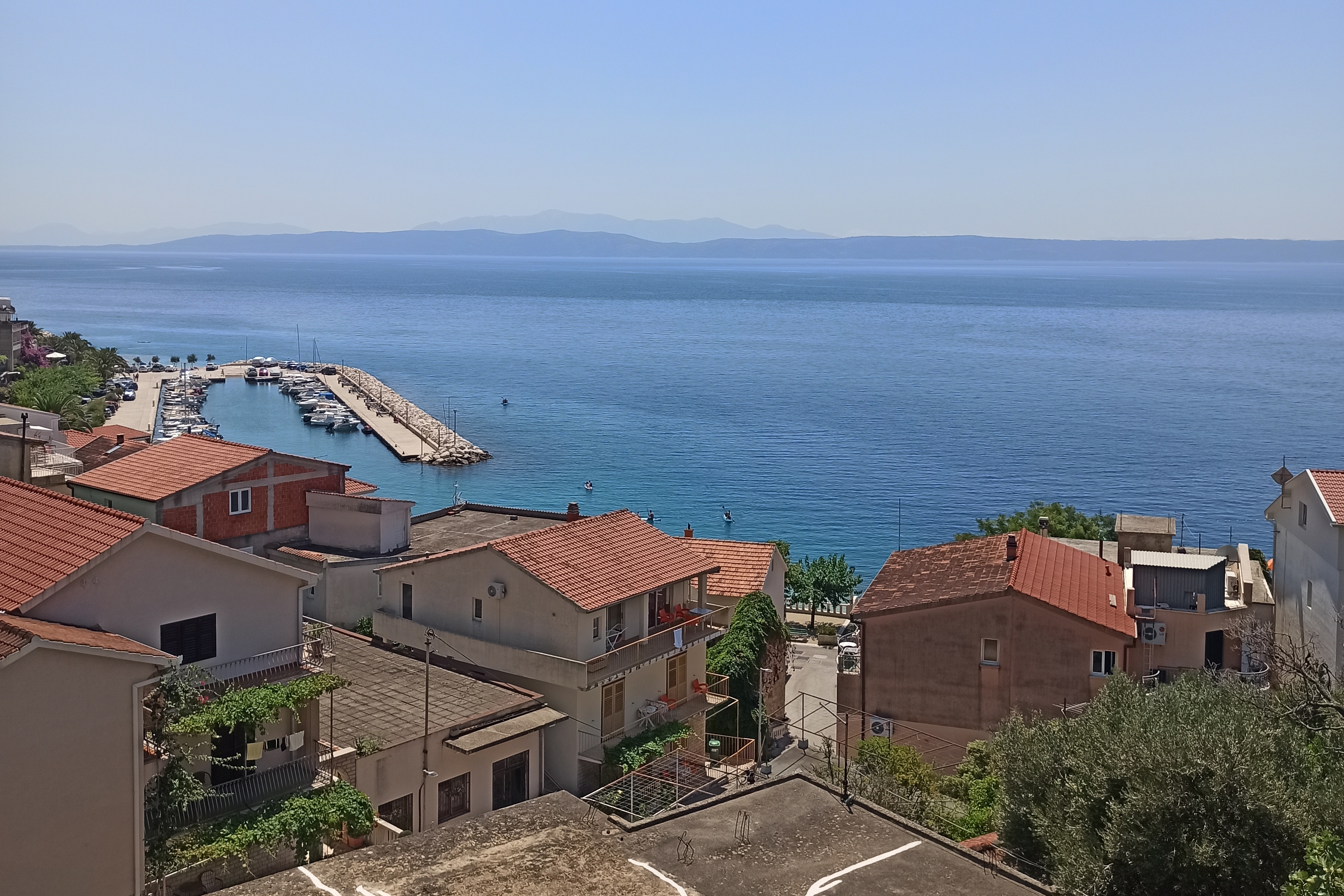 One bedroom apartment with terrace and sea view Podgora, Makarska (A-2593-c)