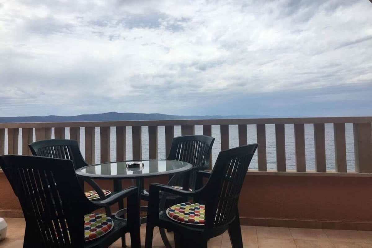 Appartement dune chambre prés de la plage Drasnice, Makarska (A-25930-d)
