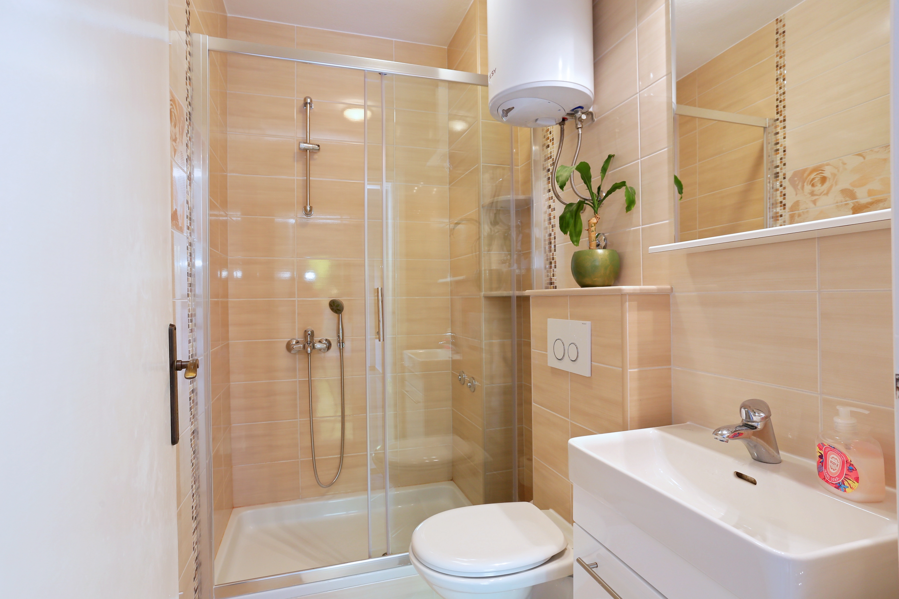 Two bedroom apartment with terrace and sea view Podgora, Makarska  A-b