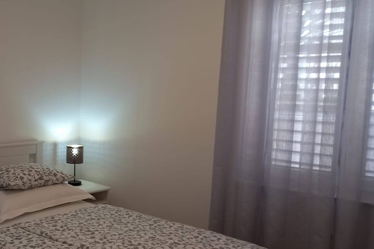 Two bedroom apartment with terrace and sea view Podgora, Makarska  A-b