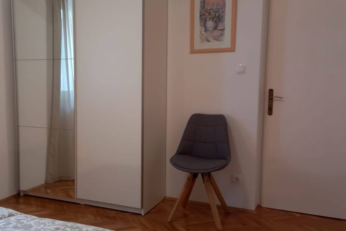 Two bedroom apartment with terrace and sea view Podgora, Makarska  A-b