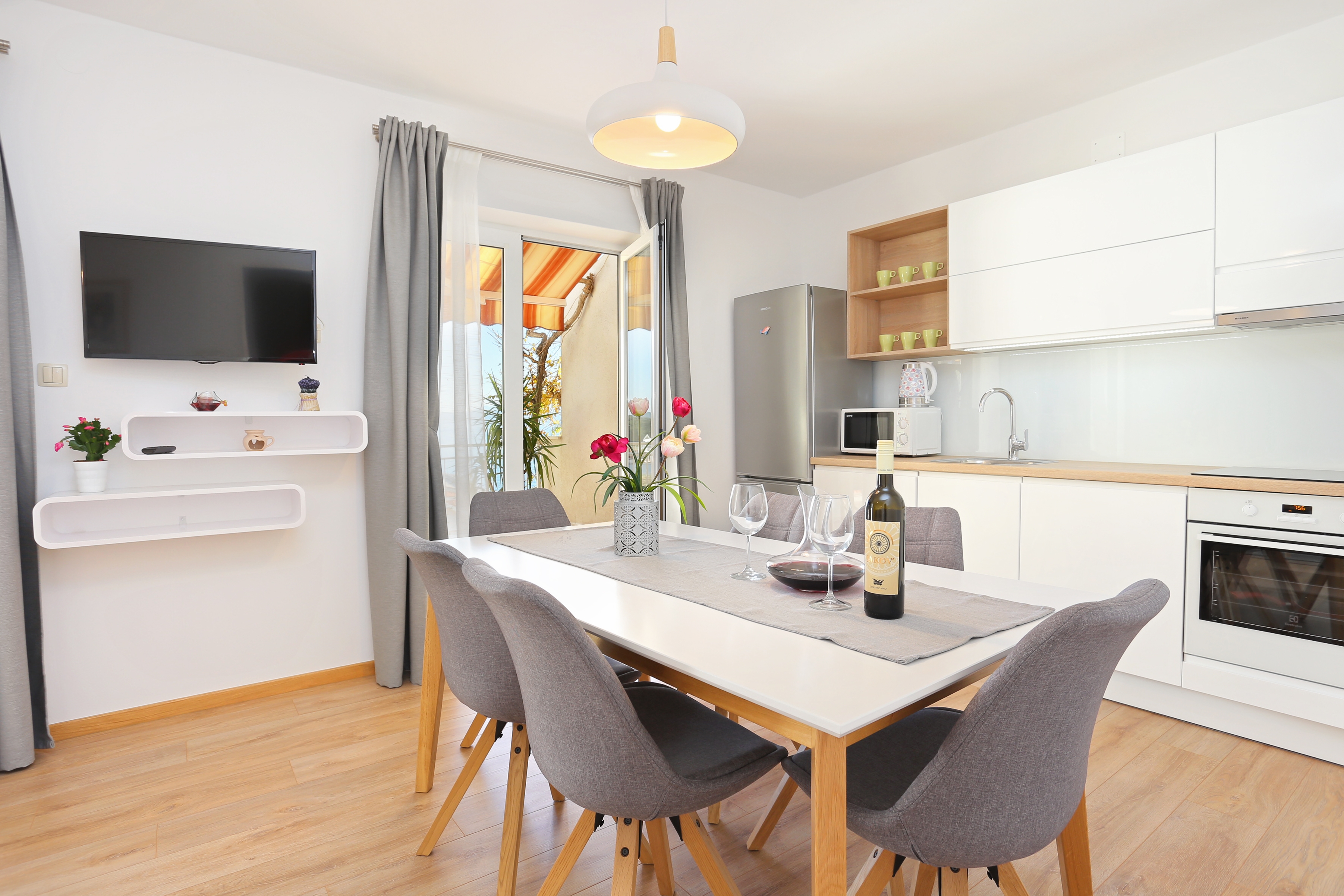 Two bedroom apartment with terrace and sea view Podgora (Makarska) (A-2594-b) Two bedroom apartment with terrace and sea view Podgora (Makarska) (A-2594-b)