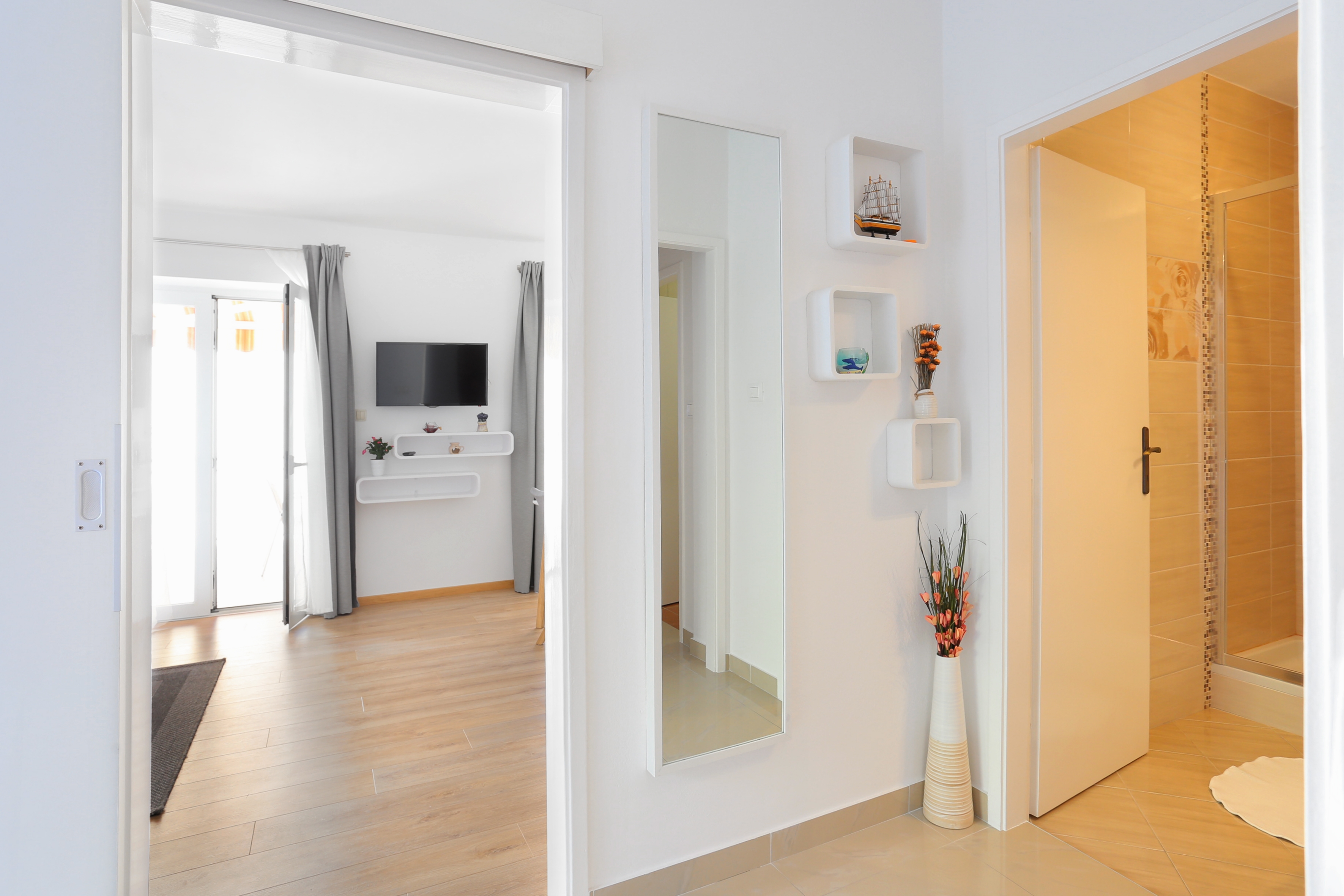 Two bedroom apartment with terrace and sea view Podgora, Makarska  A-b