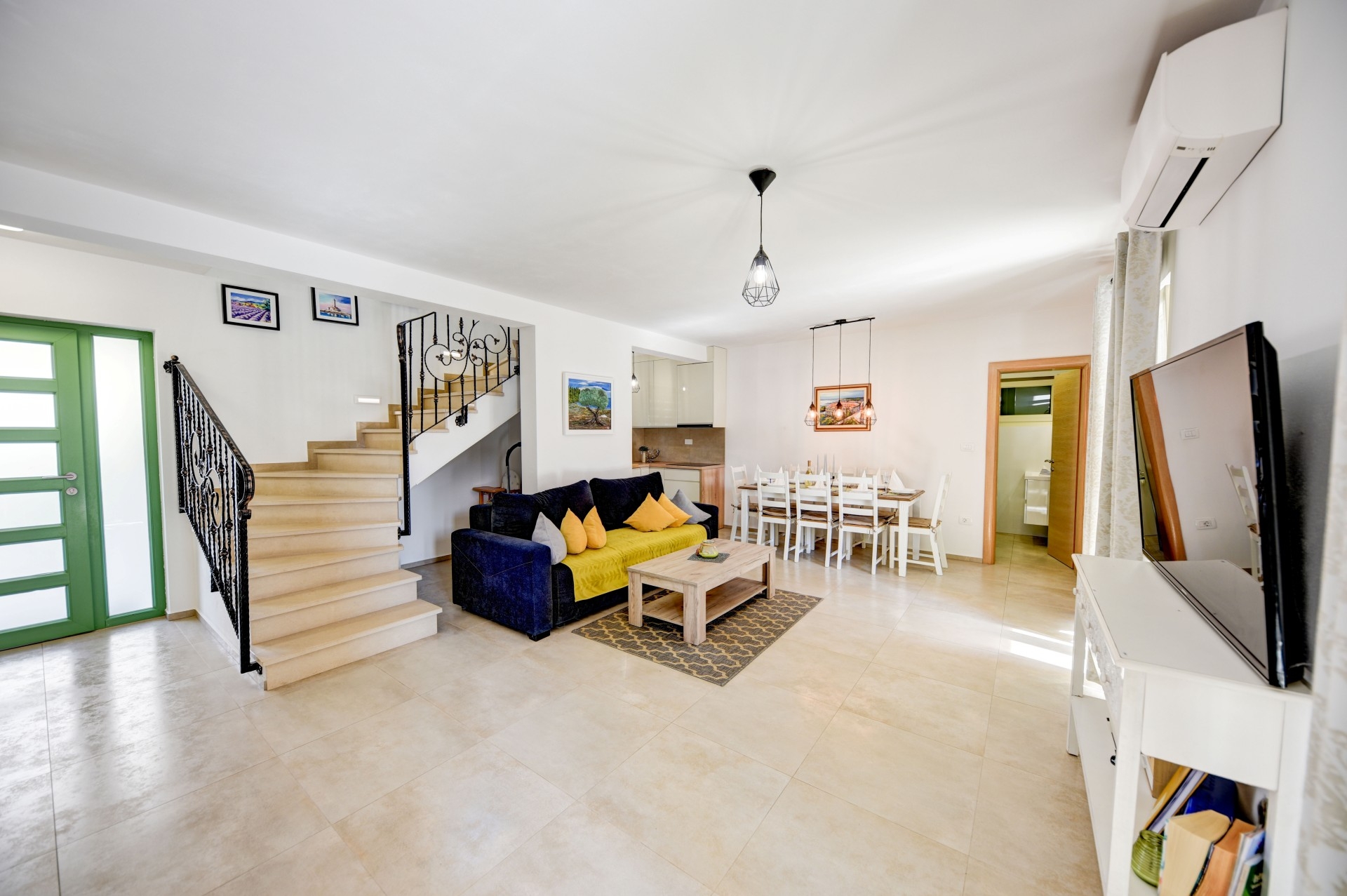 Maison de trois chambres avec une piscine Peroj, Fazana (K-25972)