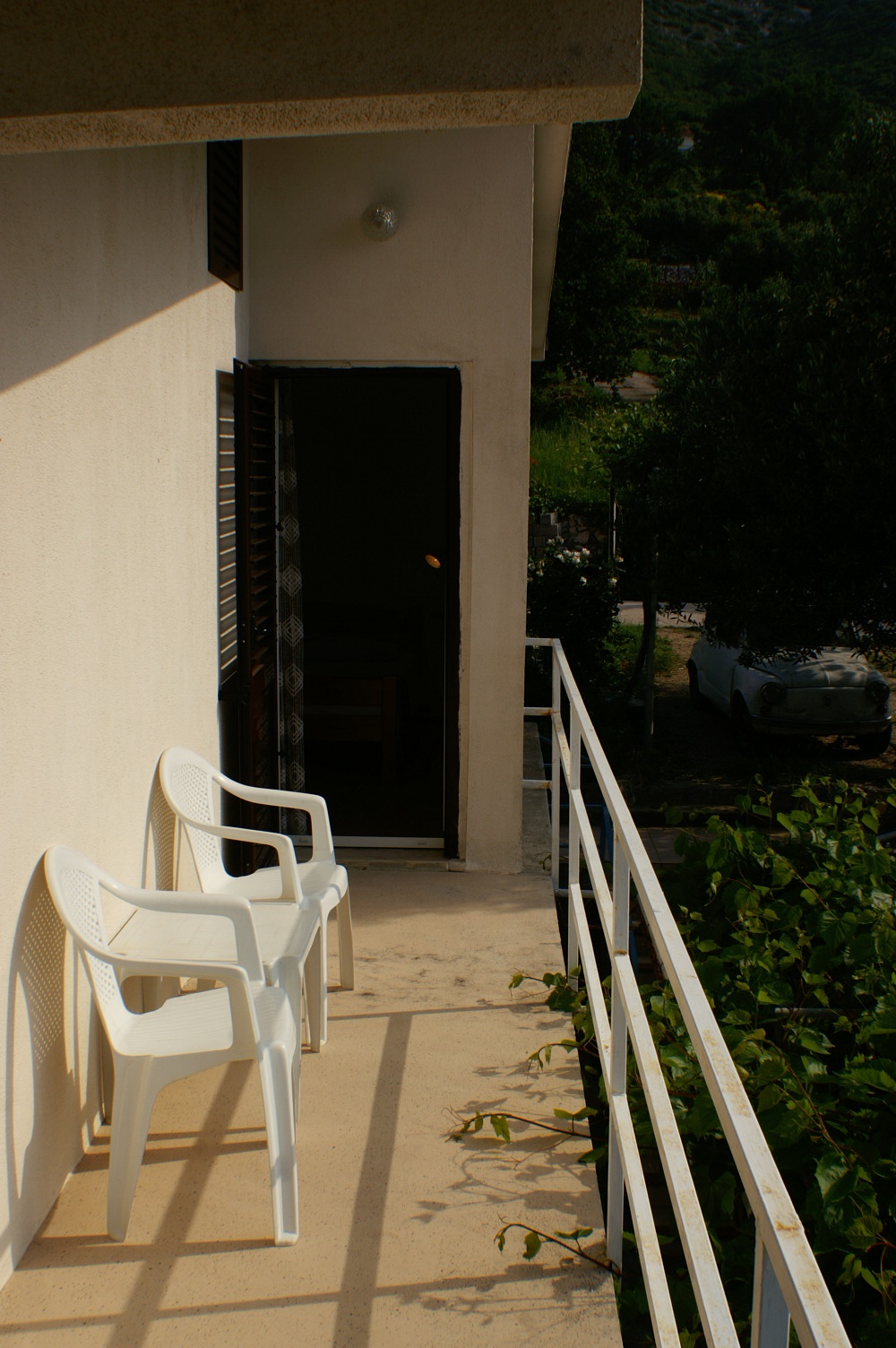 Two bedroom apartment with terrace and sea view Viganj, Pelješac  A-a