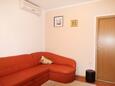 Living room Makarska, Living room in the apartment, air condition available, (pet friendly) and WiFi.