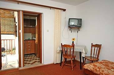 One bedroom apartment near beach Živogošće - Mala Duba, Makarska (A-2603-b)